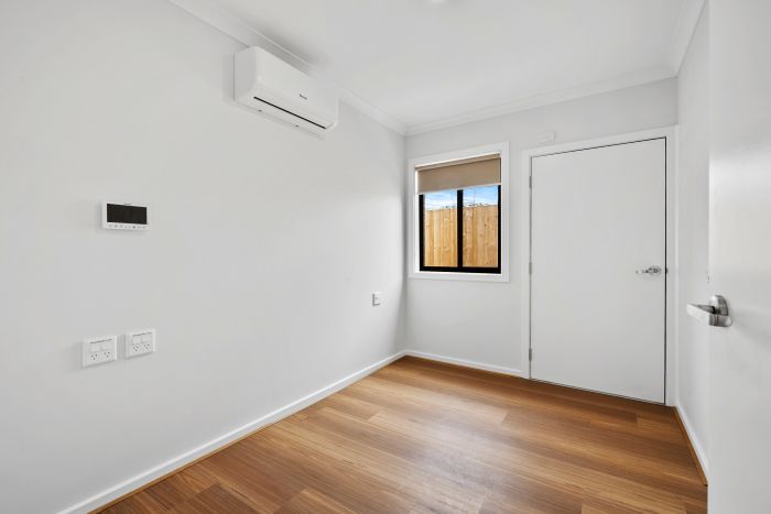 Modern 2-Bedroom HPS+R -  Kipfler Street, Munno Para — Home image 8