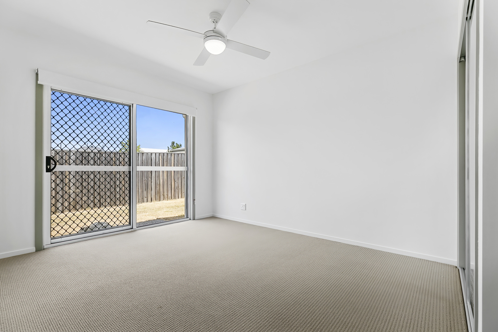 Point Vernon QLD – Improved Liveability House, Dougan Street, Point Vernon QLD — Home image 4