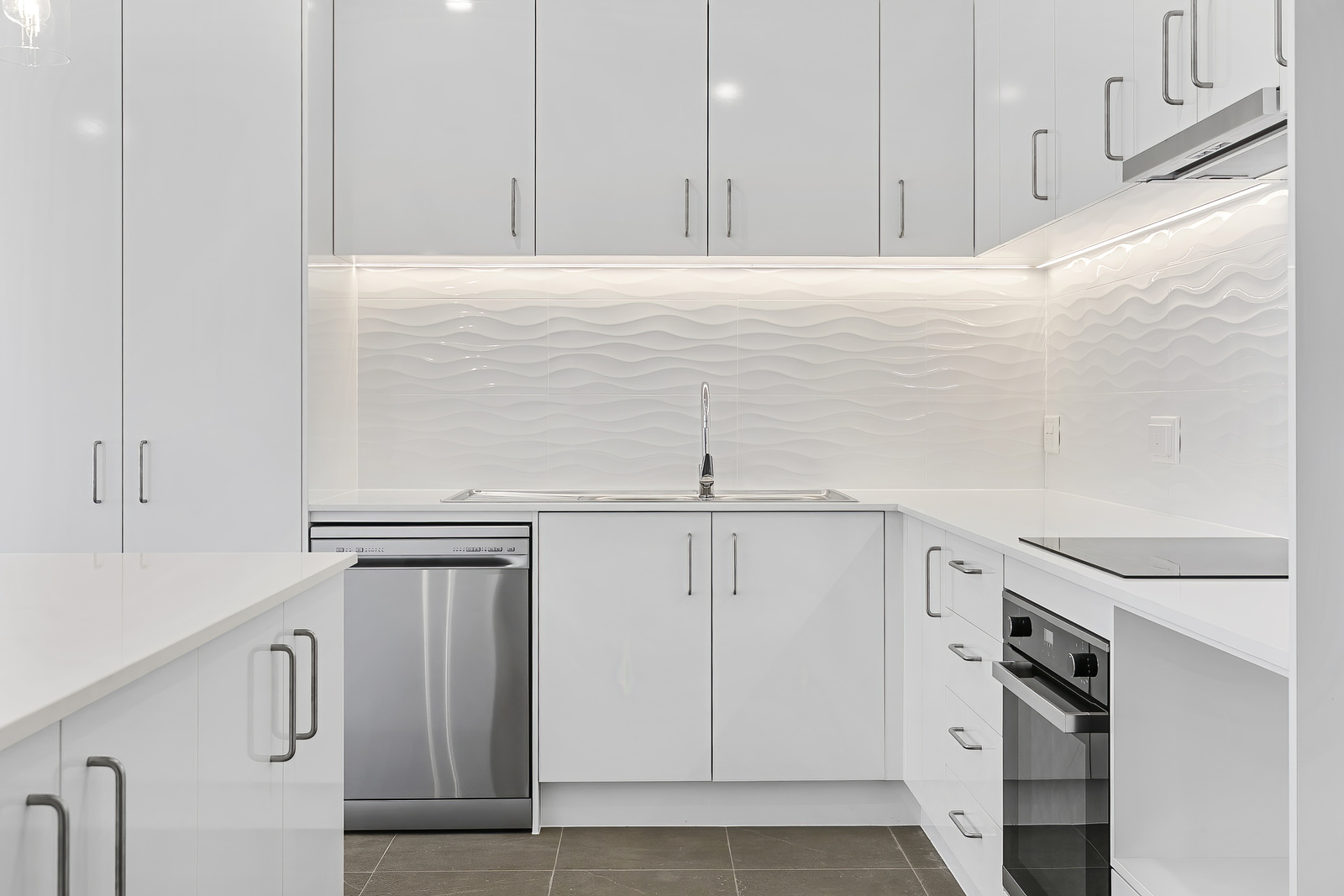 Point Vernon QLD – Improved Liveability House, Dougan Street, Point Vernon QLD — Home image 6