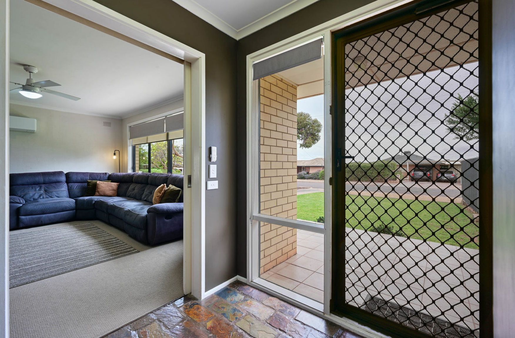 Desirable House with Extensive Upgrades — Home image 3