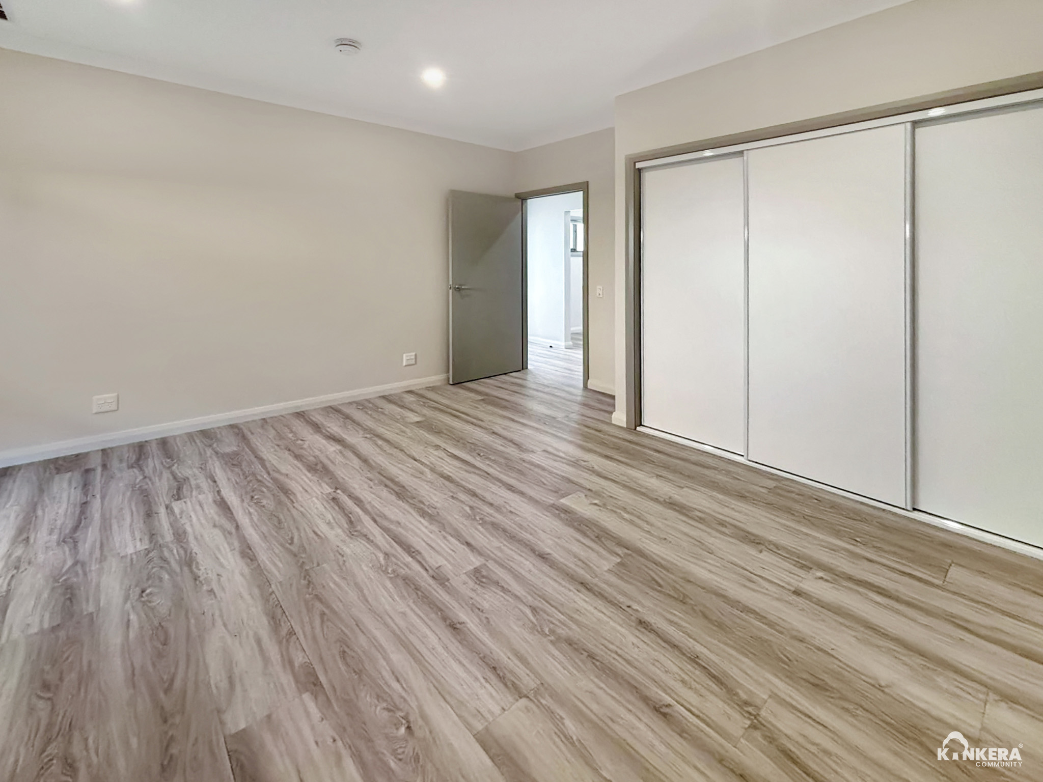 Broken Hill House — Home image 10