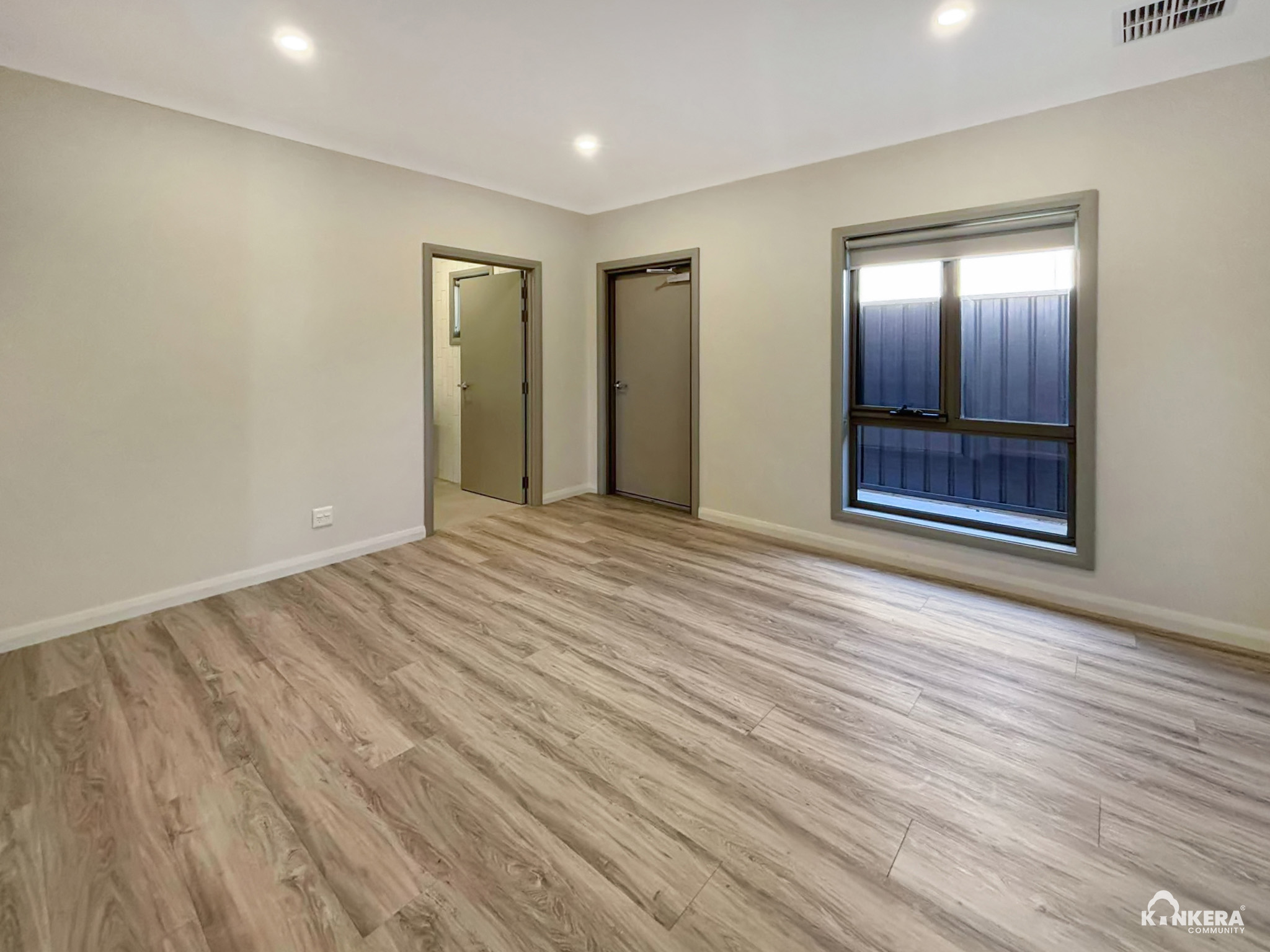 Broken Hill House — Home image 11