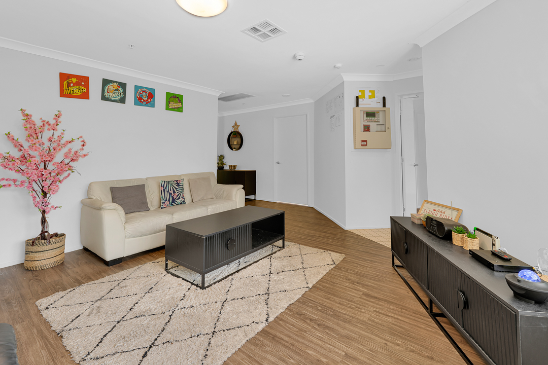 Comfortable & Accessible Living in Ingleburn — Home image 5
