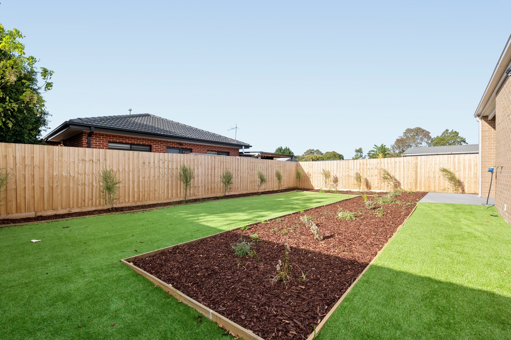 Modern High Physical Support SDA Home with Private Ensuites in Cranbourne — Home image 13