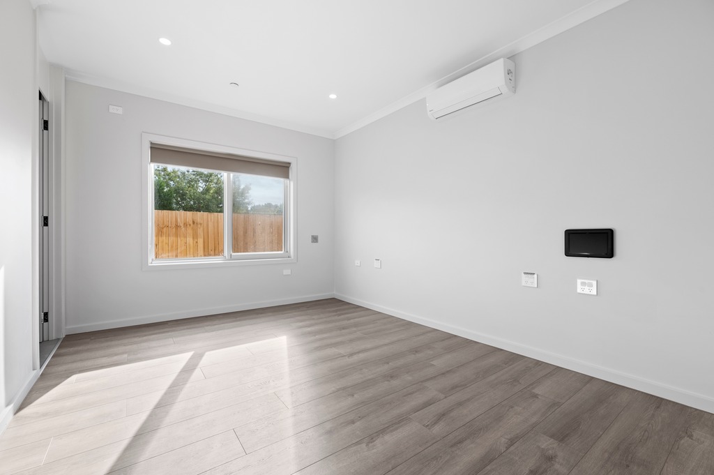 Modern High Physical Support SDA Home with Private Ensuites in Cranbourne — Home image 19
