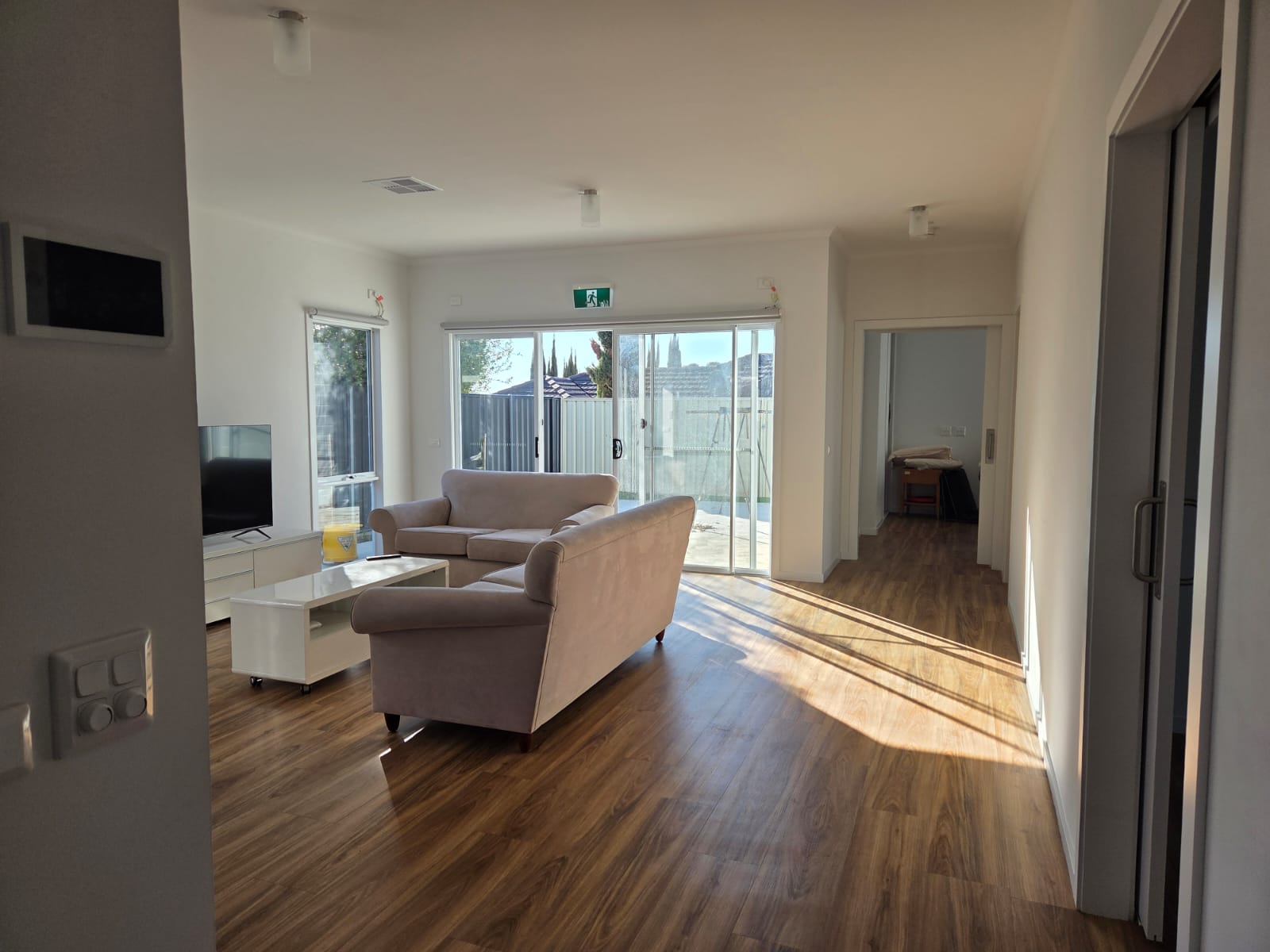 Beautiful 2 Bedroom SDA in Dover Gardens — Home image 3