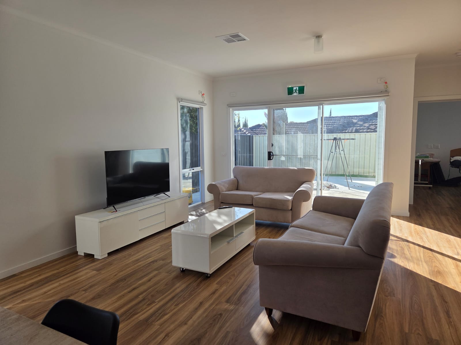 Beautiful 2 Bedroom SDA in Dover Gardens — Home image 4