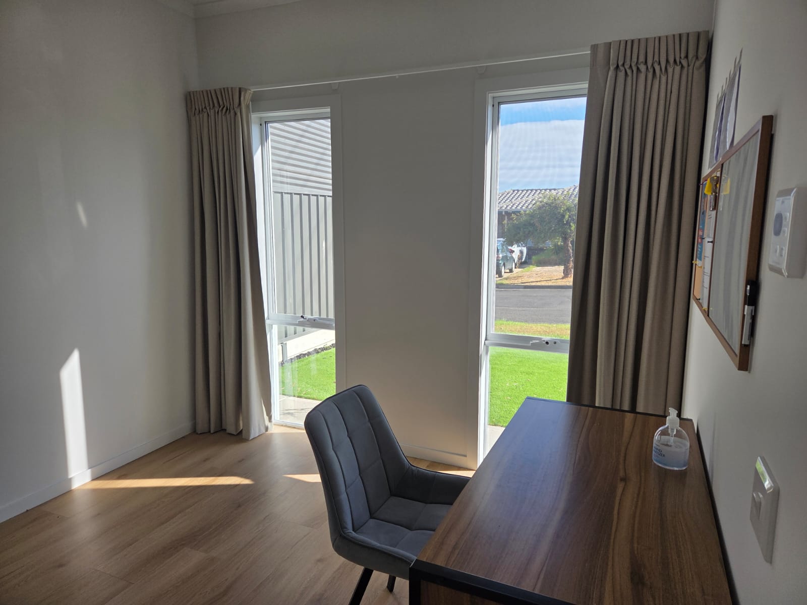 Beautiful 2 Bedroom SDA in Dover Gardens — Home image 6