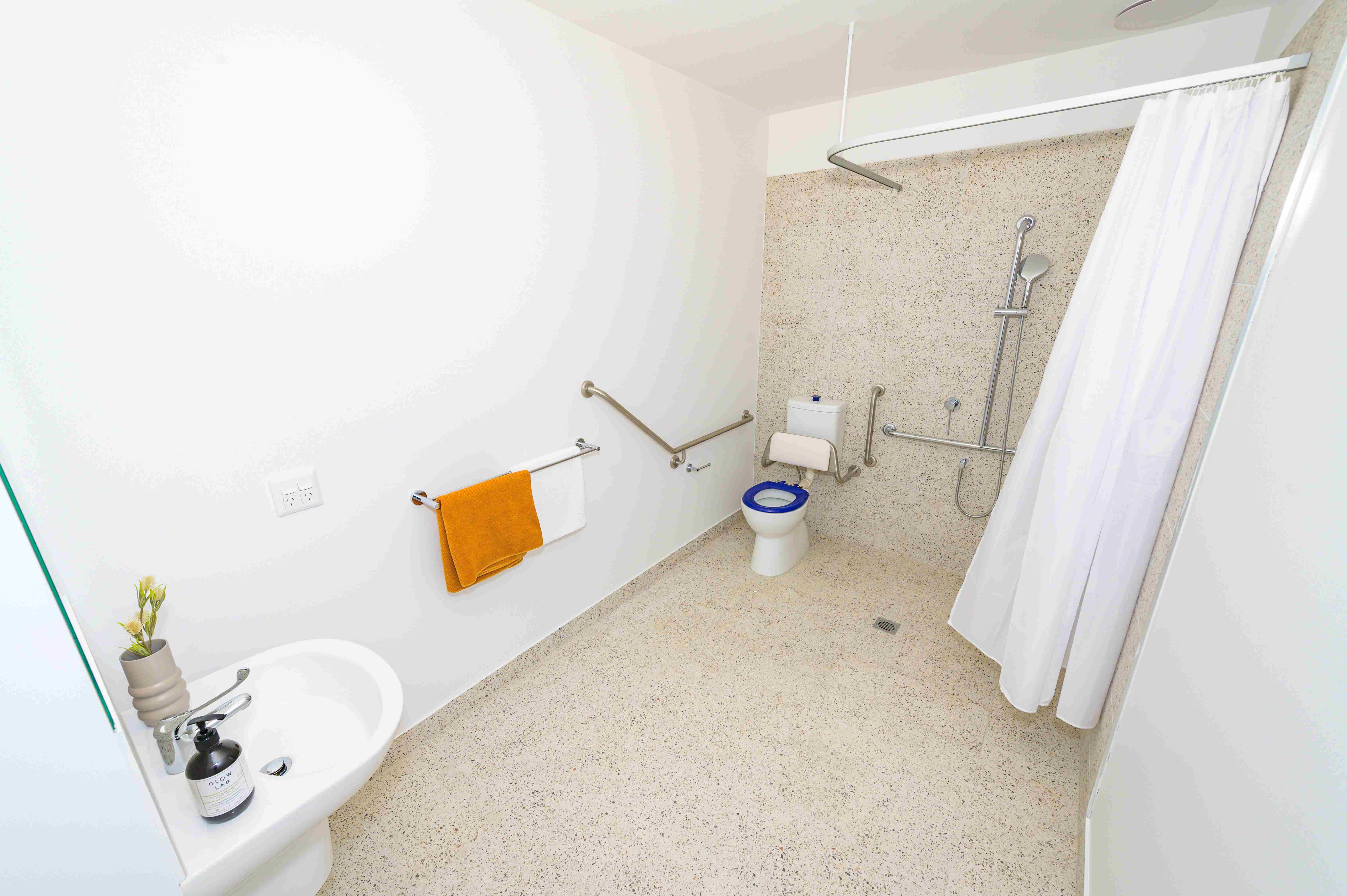 HPS built home in Midway Point - Ready for move in now! — Home image 8
