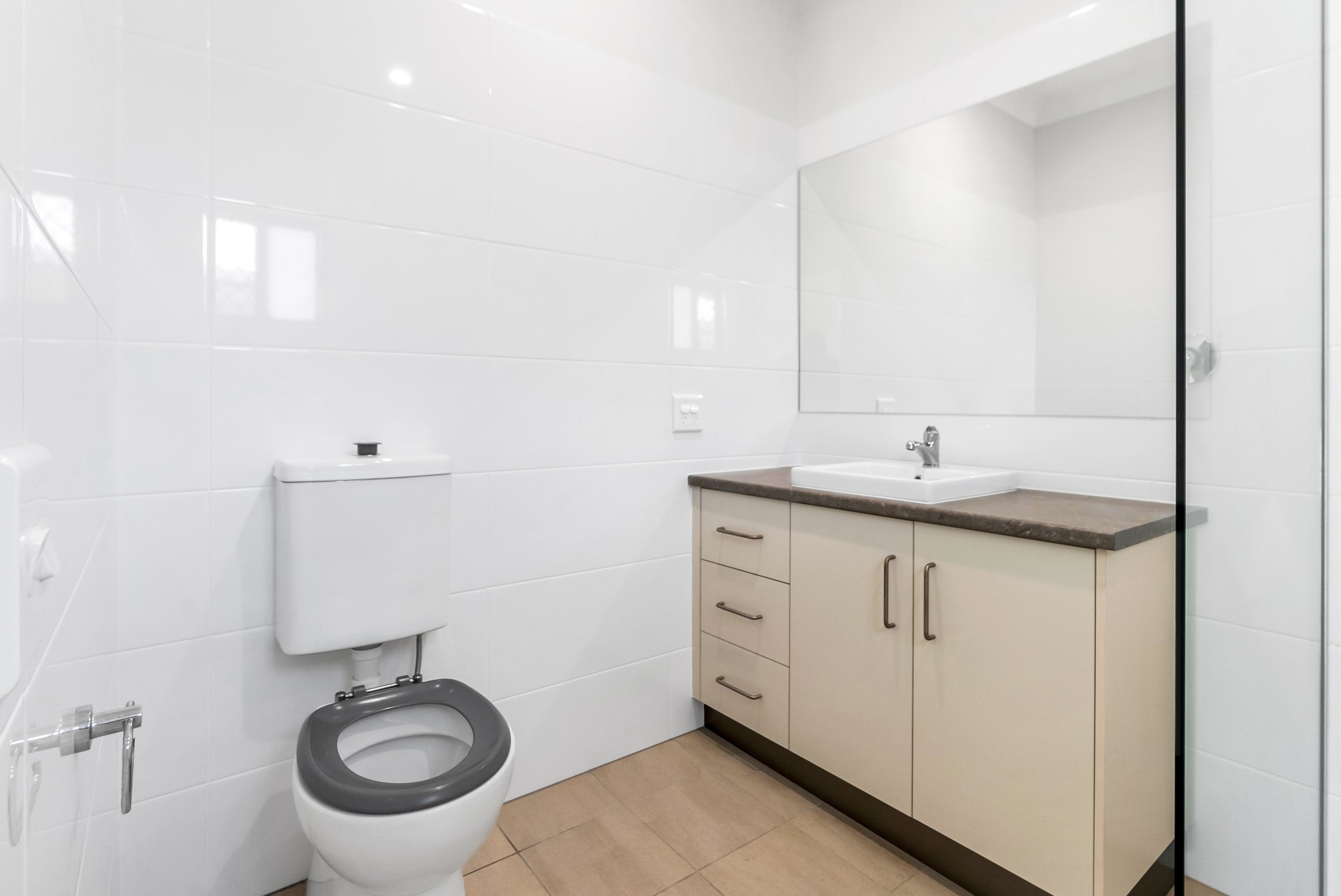 Edmonton QLD  Experience Independent Living: Robust or IL Duplex — Home image 5