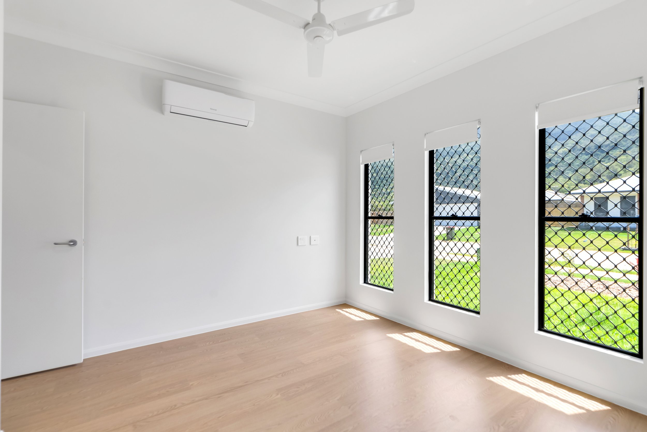 Edmonton QLD  Experience Independent Living: Robust or IL Duplex — Home image 6