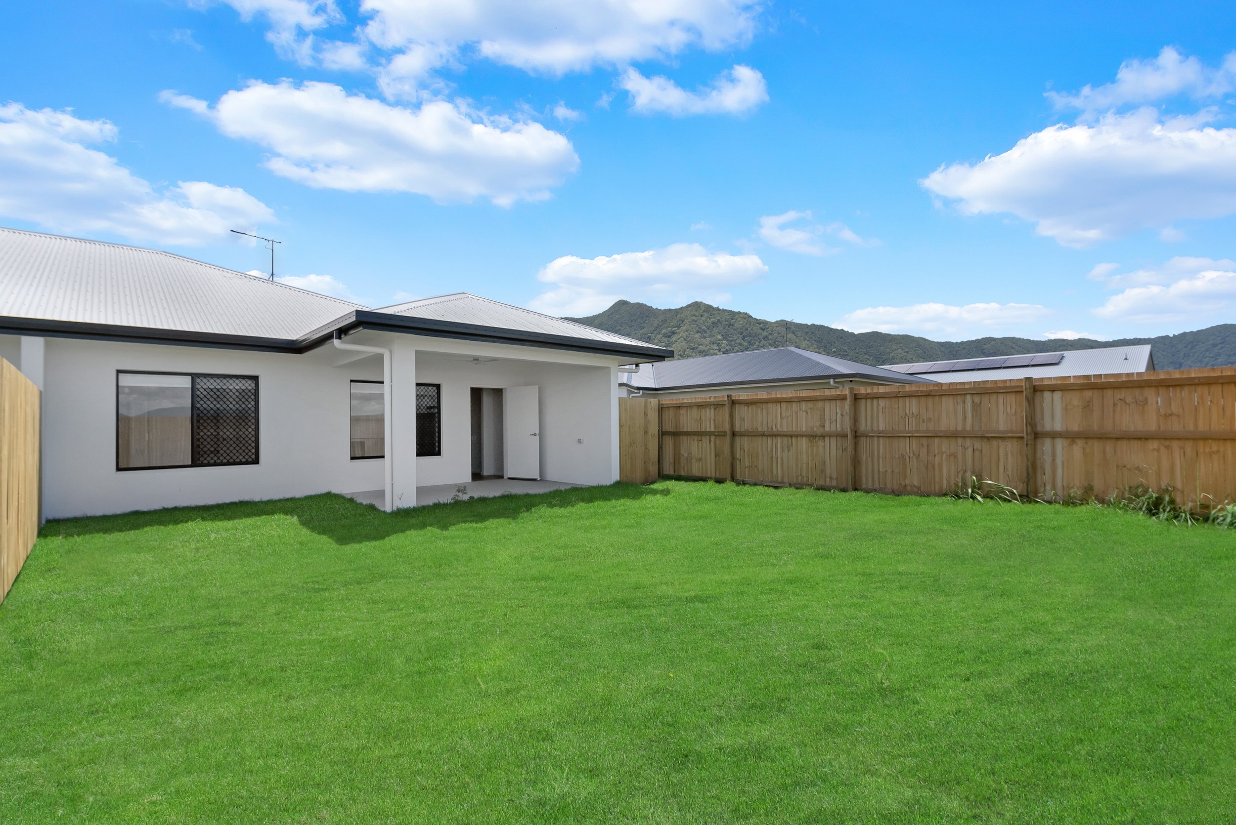Edmonton QLD  Experience Independent Living: Robust or IL Duplex — Home image 15