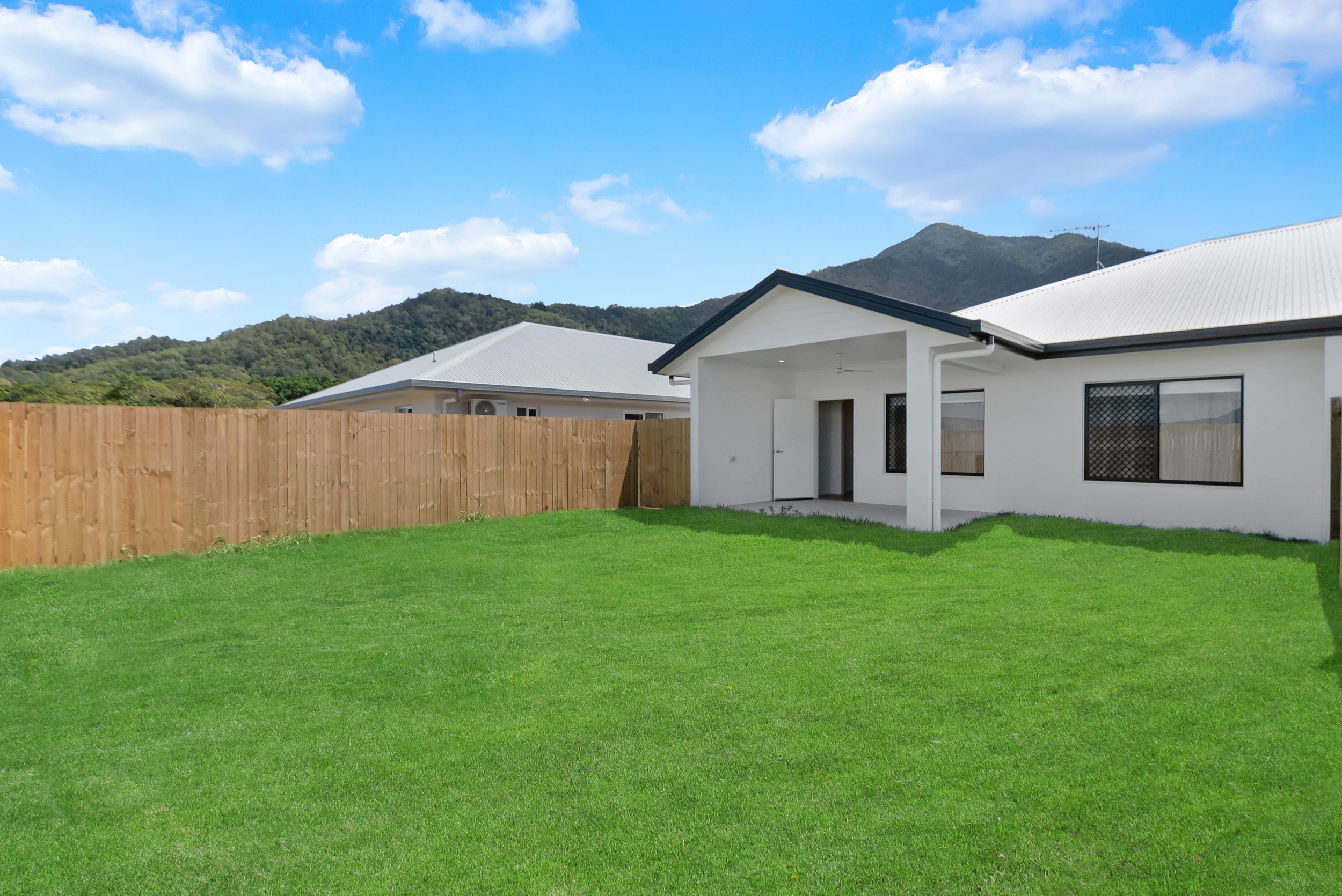 Edmonton QLD  Experience Independent Living: Robust or IL Duplex — Home image 16