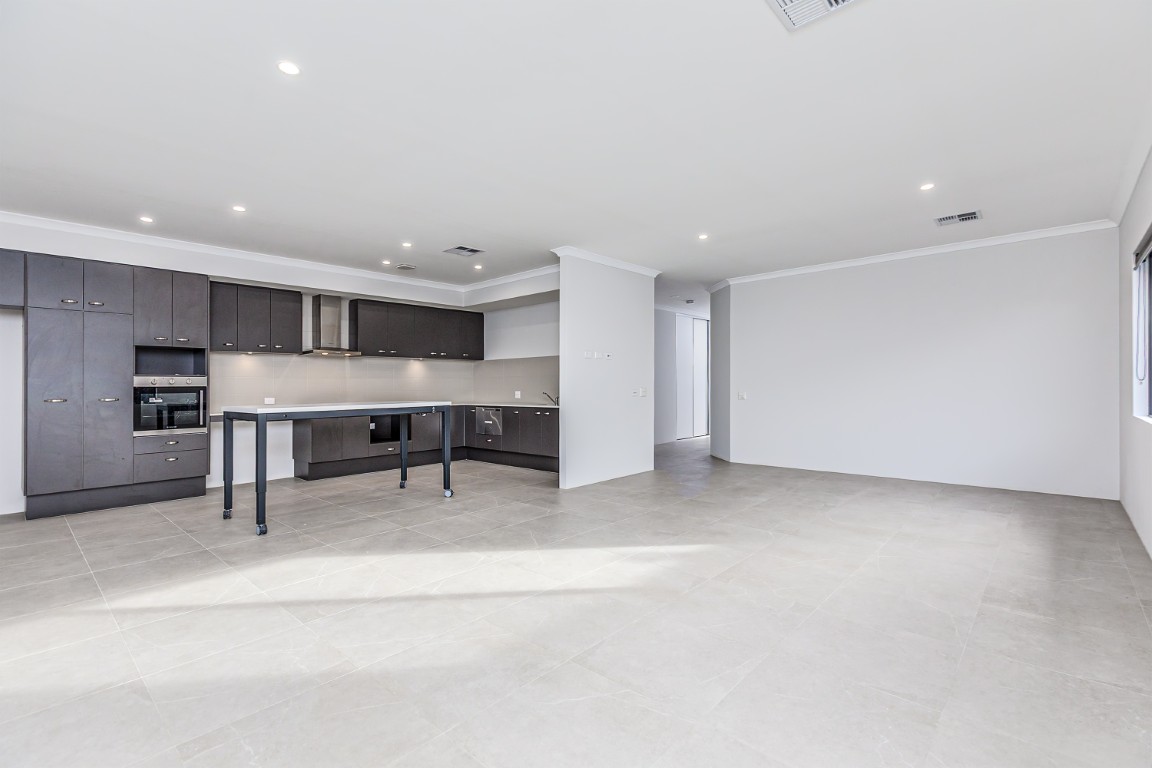 NEW to Haynes! 3 Bed + OOA Close to Shopping Centre! — Home image 6