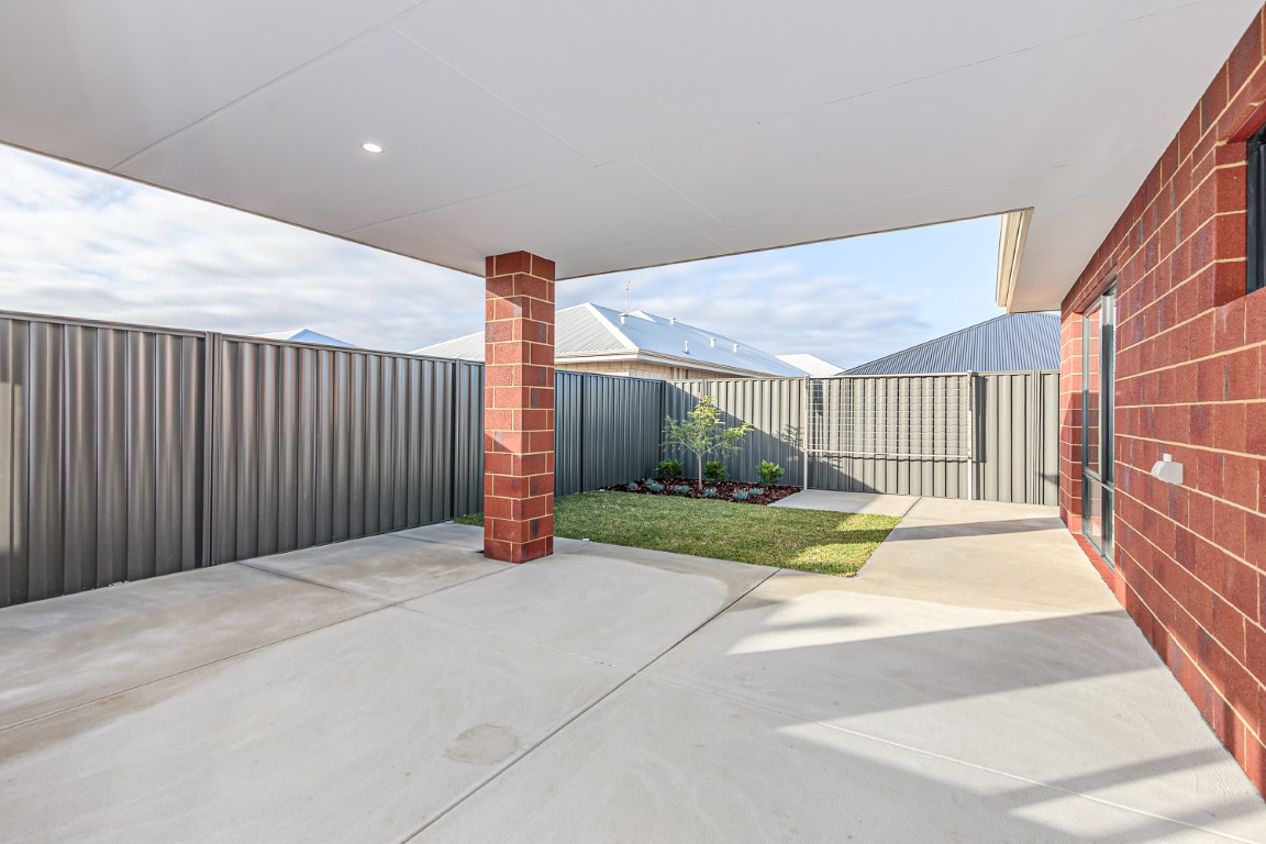 NEW to Haynes! 3 Bed + OOA Close to Shopping Centre! — Home image 7