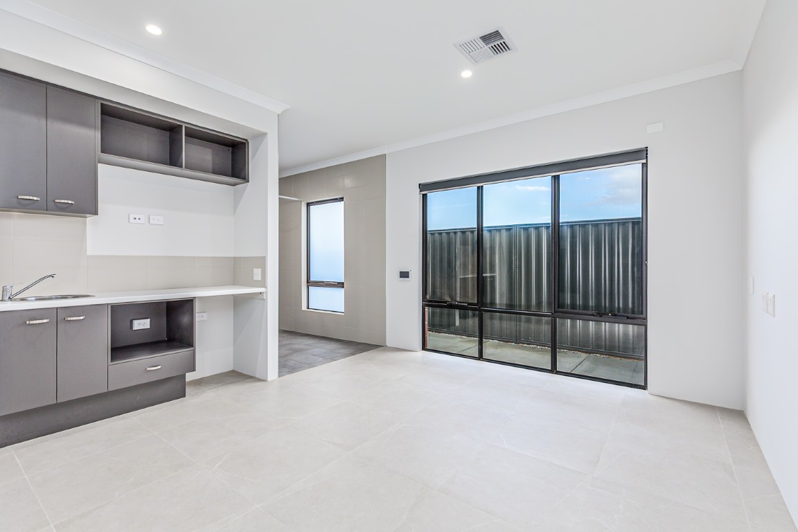 NEW to Haynes! 3 Bed + OOA Close to Shopping Centre! — Home image 10