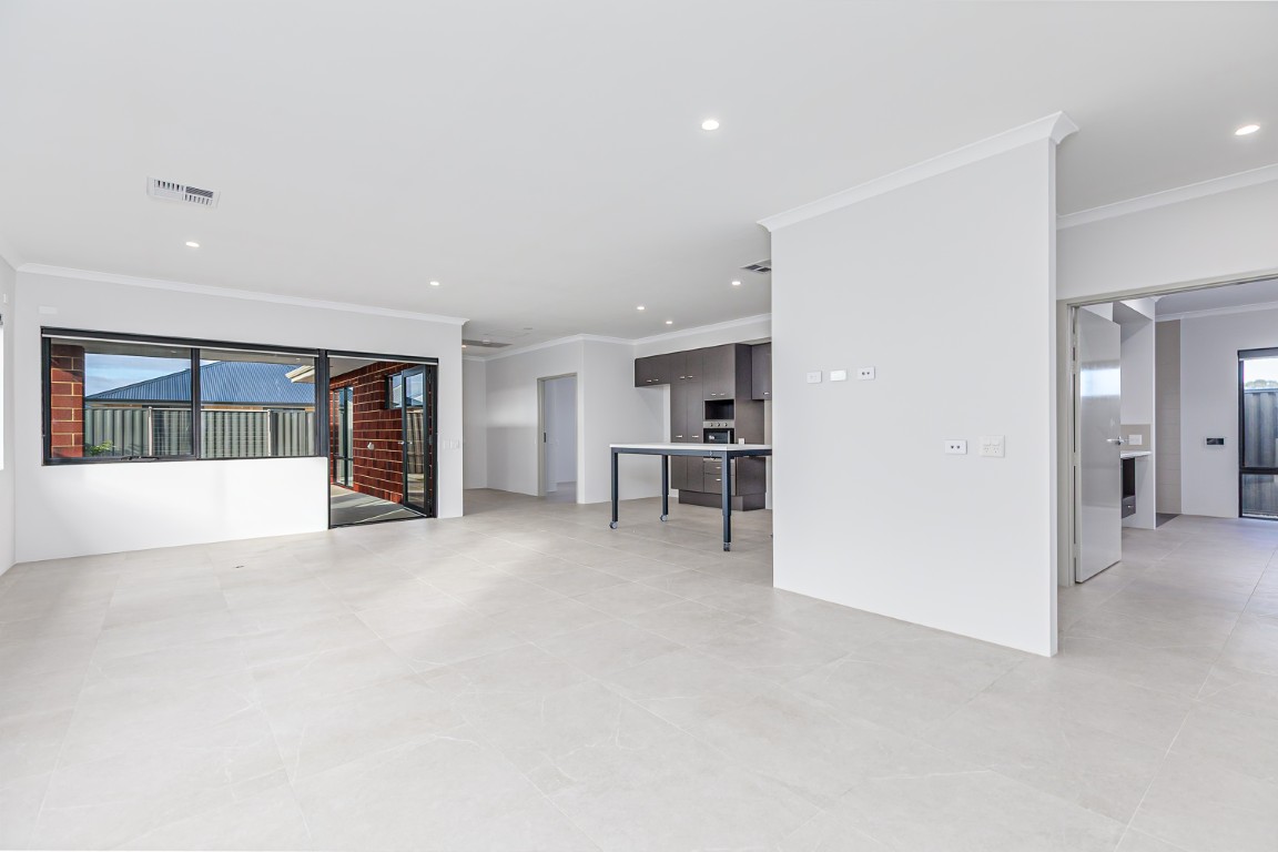 NEW to Haynes! 3 Bed + OOA Close to Shopping Centre! — Home image 12