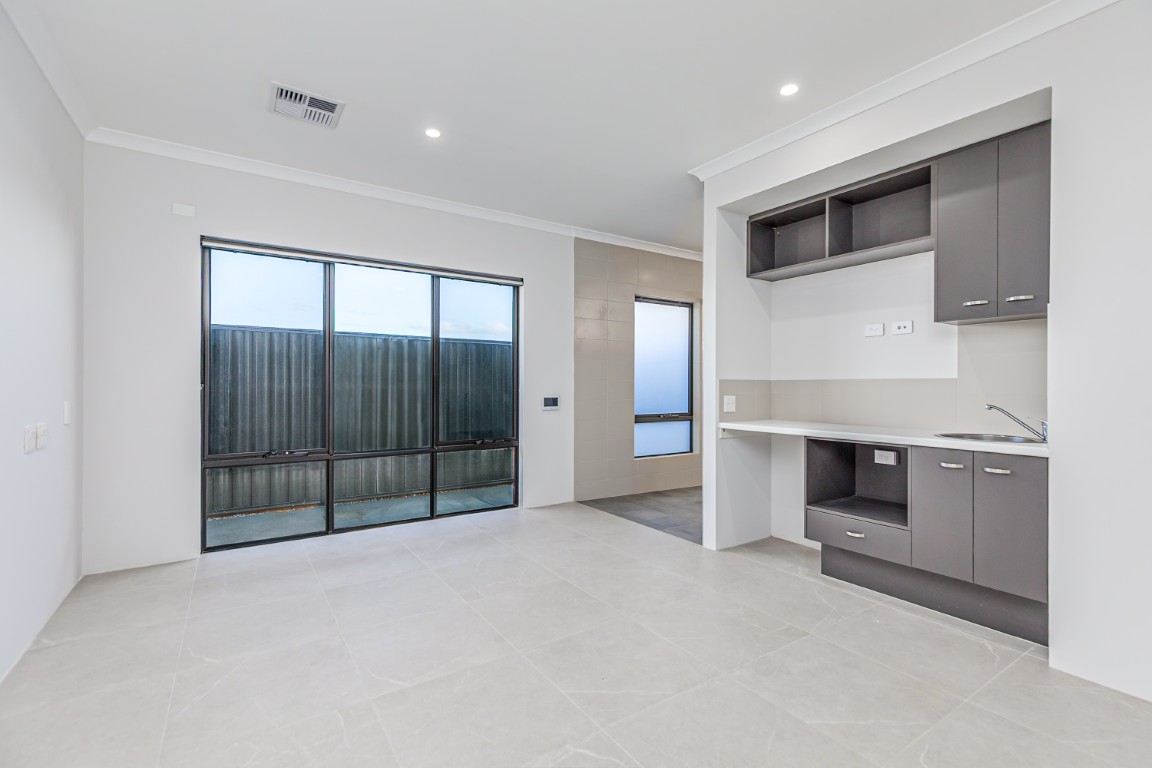NEW to Haynes! 3 Bed + OOA Close to Shopping Centre! — Home image 13
