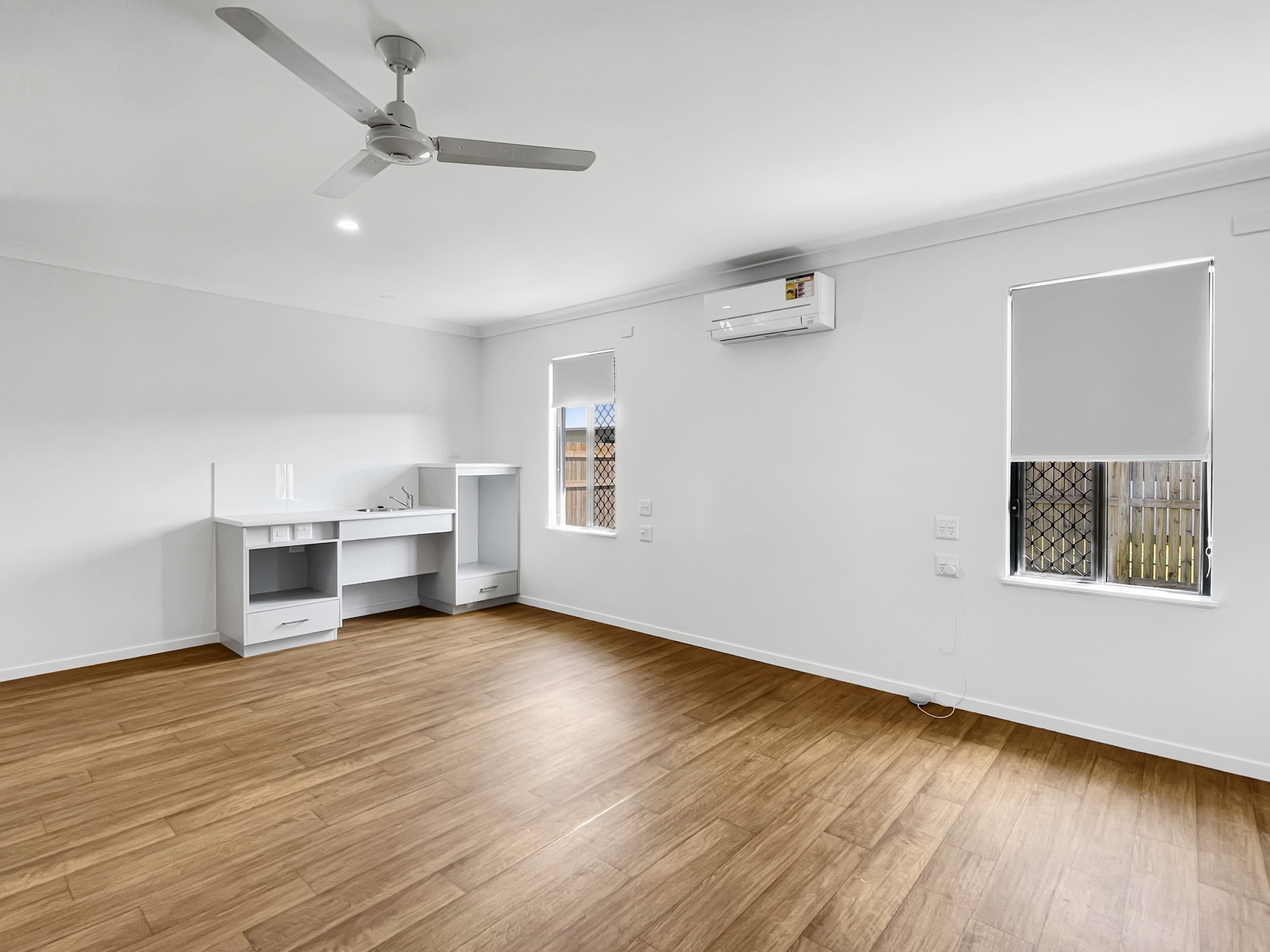 MOUNT LOW, TOWNSVILLE QLD - HIGH PHYSICAL SUPPORT HOUSE — Home image 5