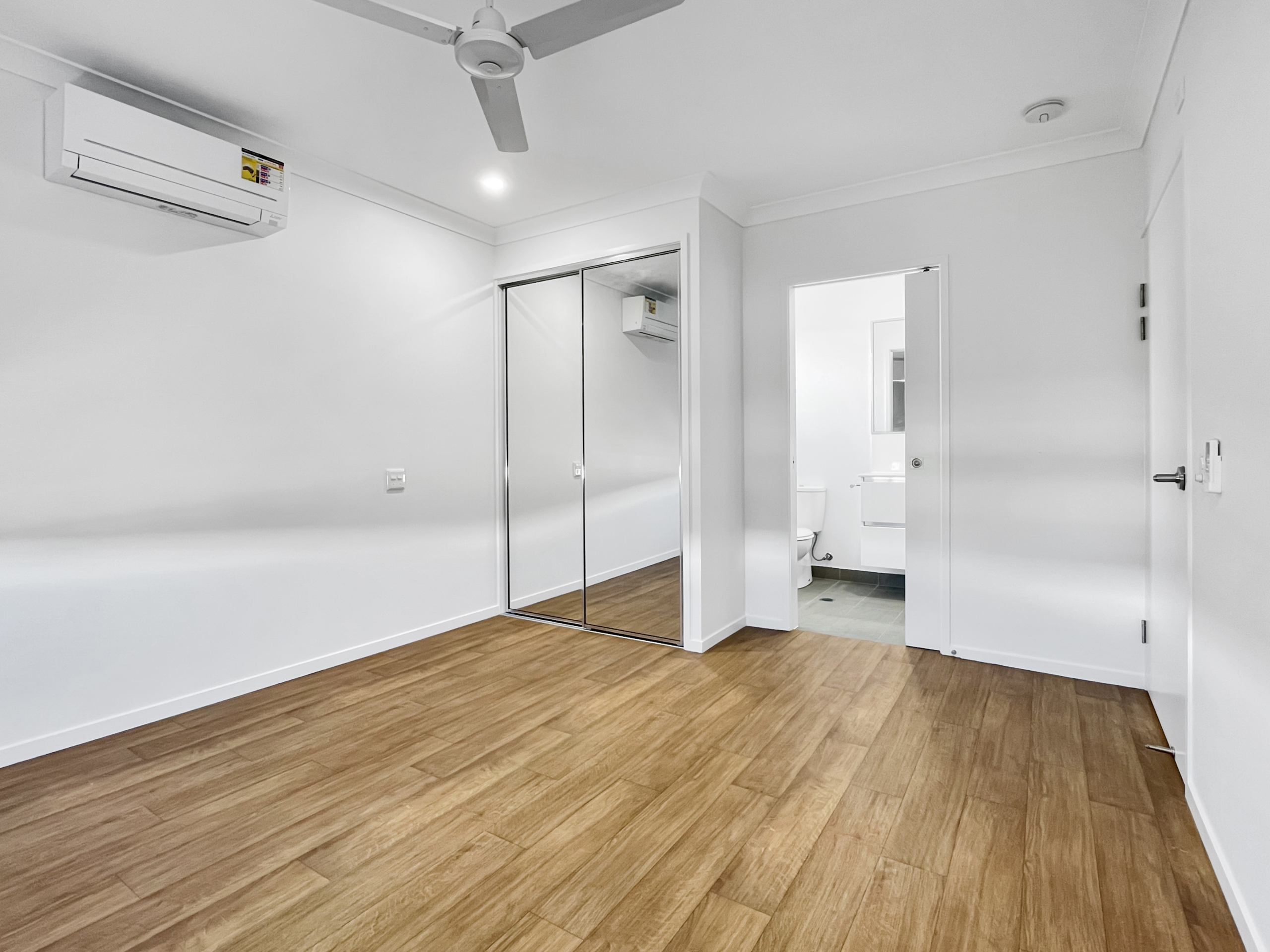MOUNT LOW, TOWNSVILLE QLD - HIGH PHYSICAL SUPPORT HOUSE — Home image 8