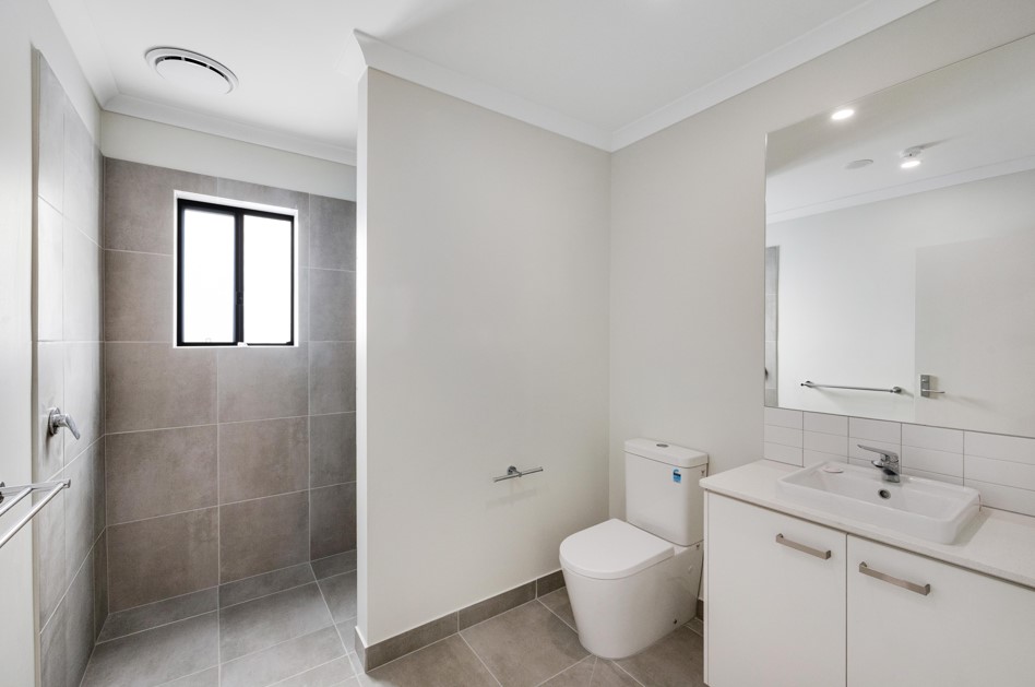 A Semi-Rural Atmosphere, with a Modern, Newly Built Lifestyle. — Home image 2