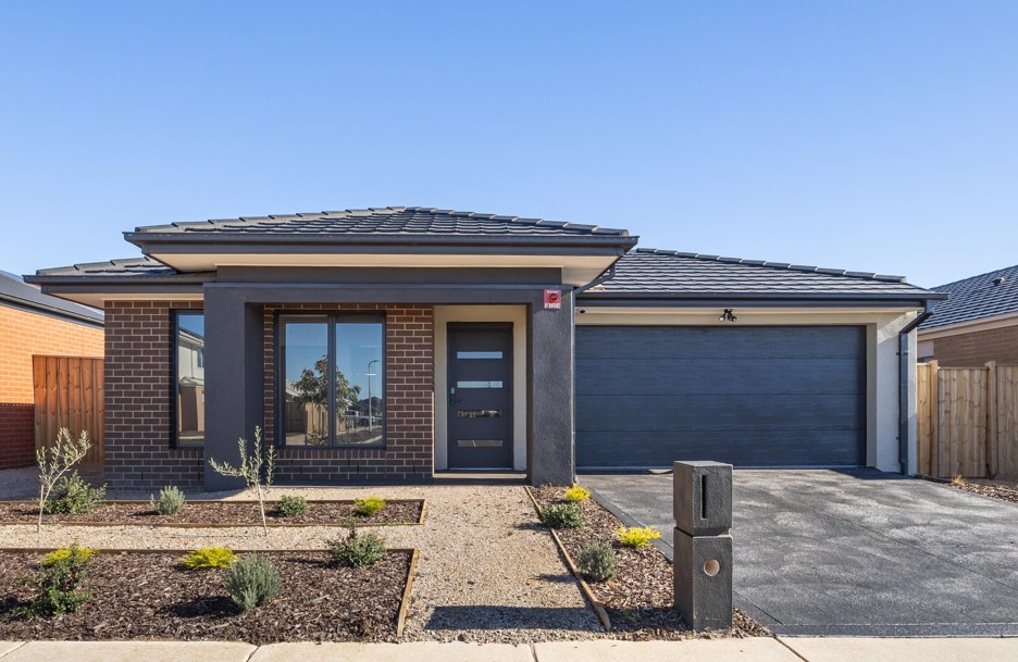 A Semi-Rural Atmosphere, with a Modern, Newly Built Lifestyle. — Home image 12