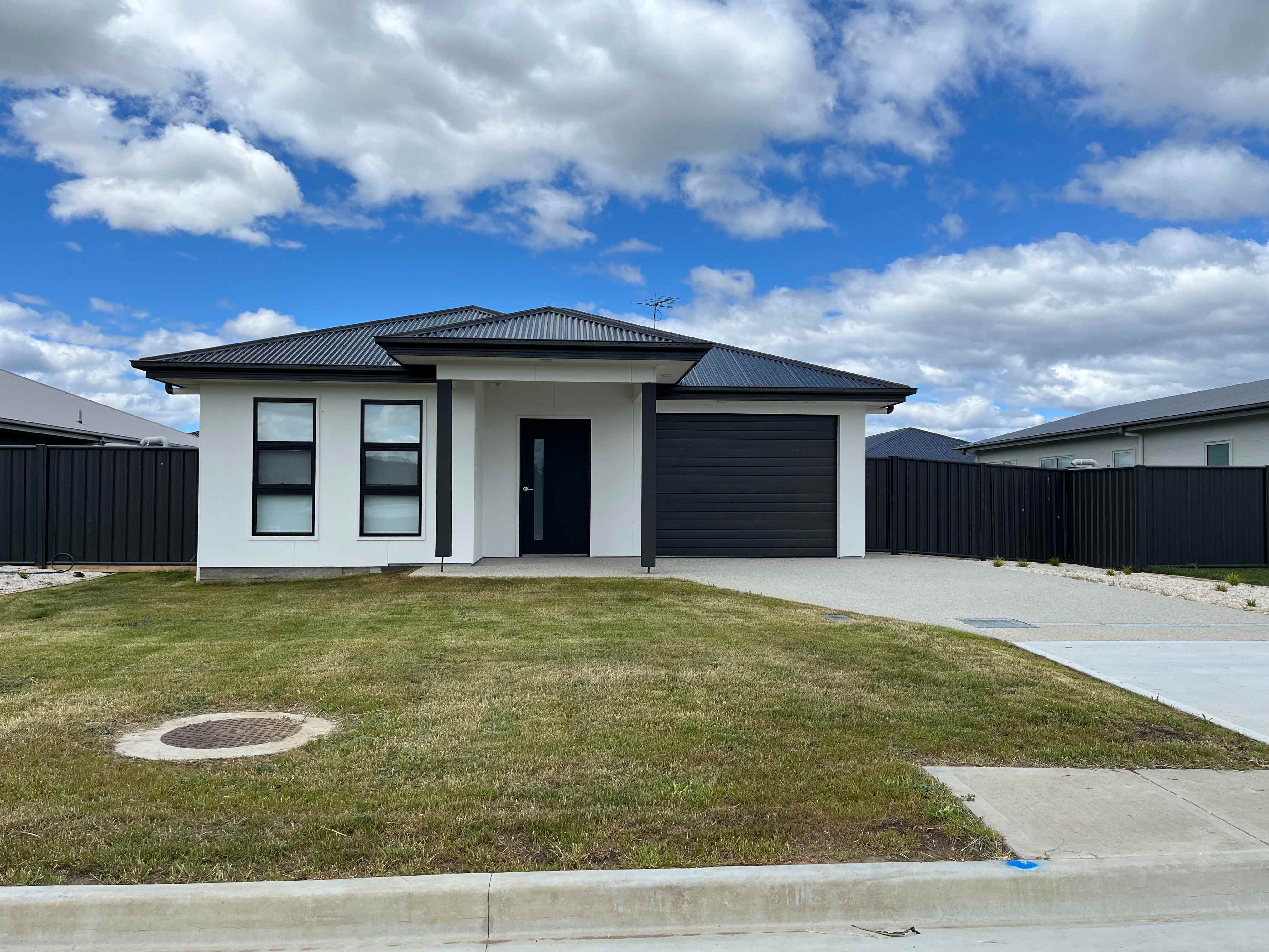 Spacious, Stylish & SDA-Ready – Your New Home Awaits in Sorell — Floorplan 1