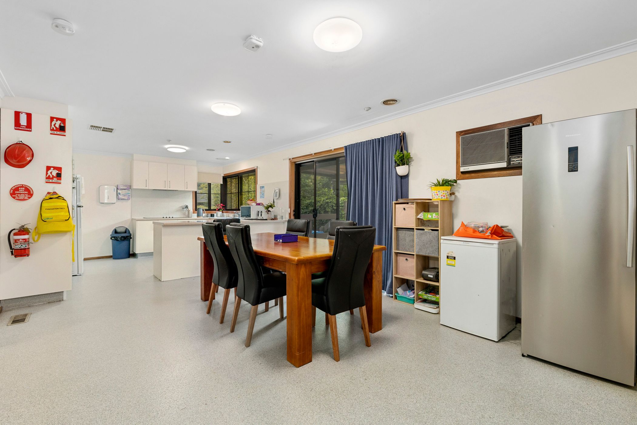 Simply delightful homey feeling in convenient Croydon — Home image 2