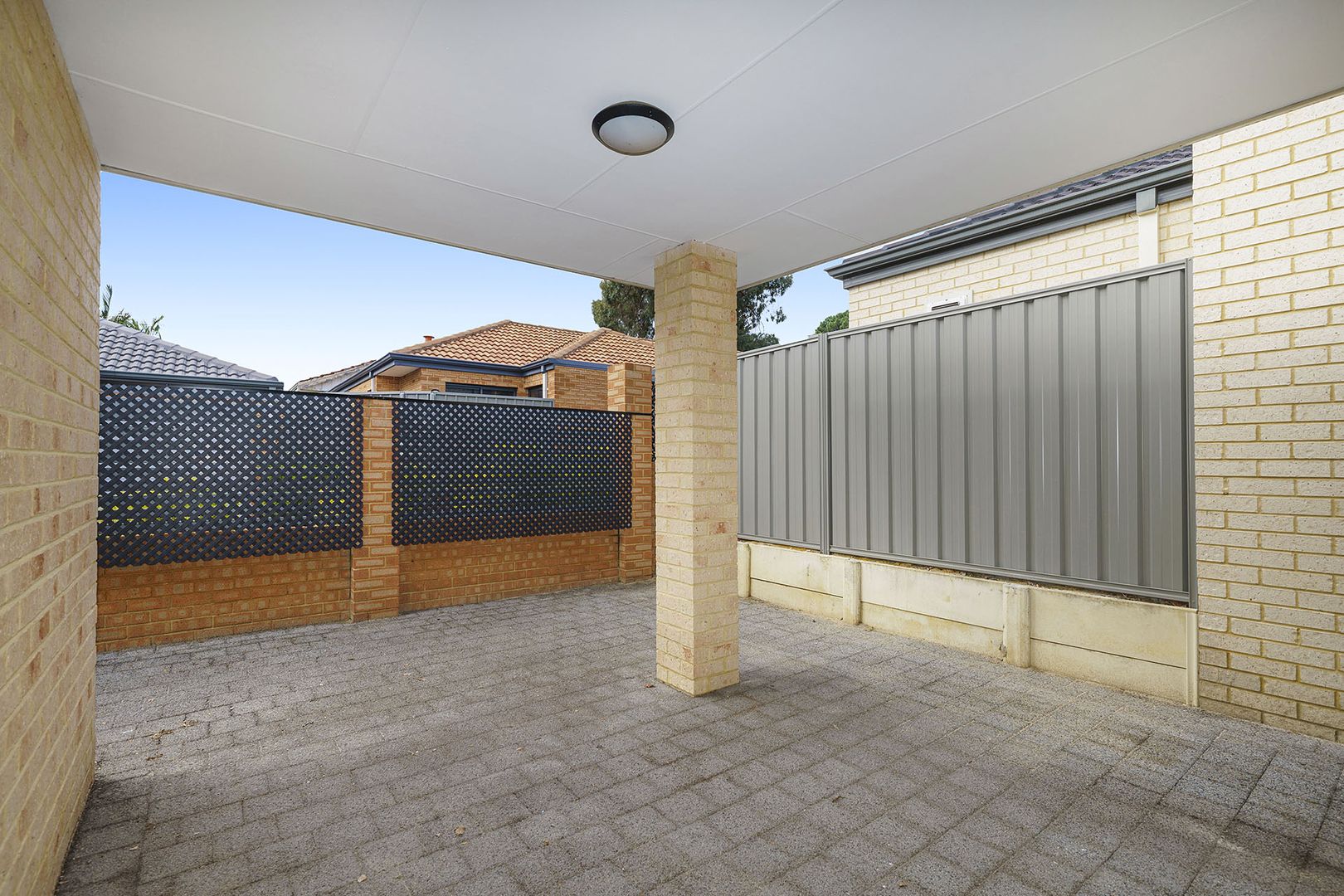 4X2 Spacious Property in Belmont — Home image 5
