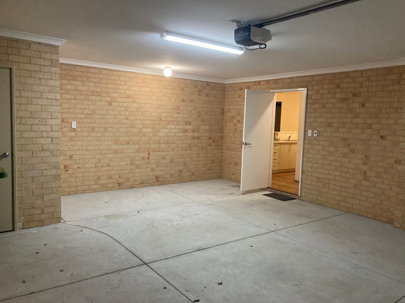 4X2 Spacious Property in Belmont — Home image 6