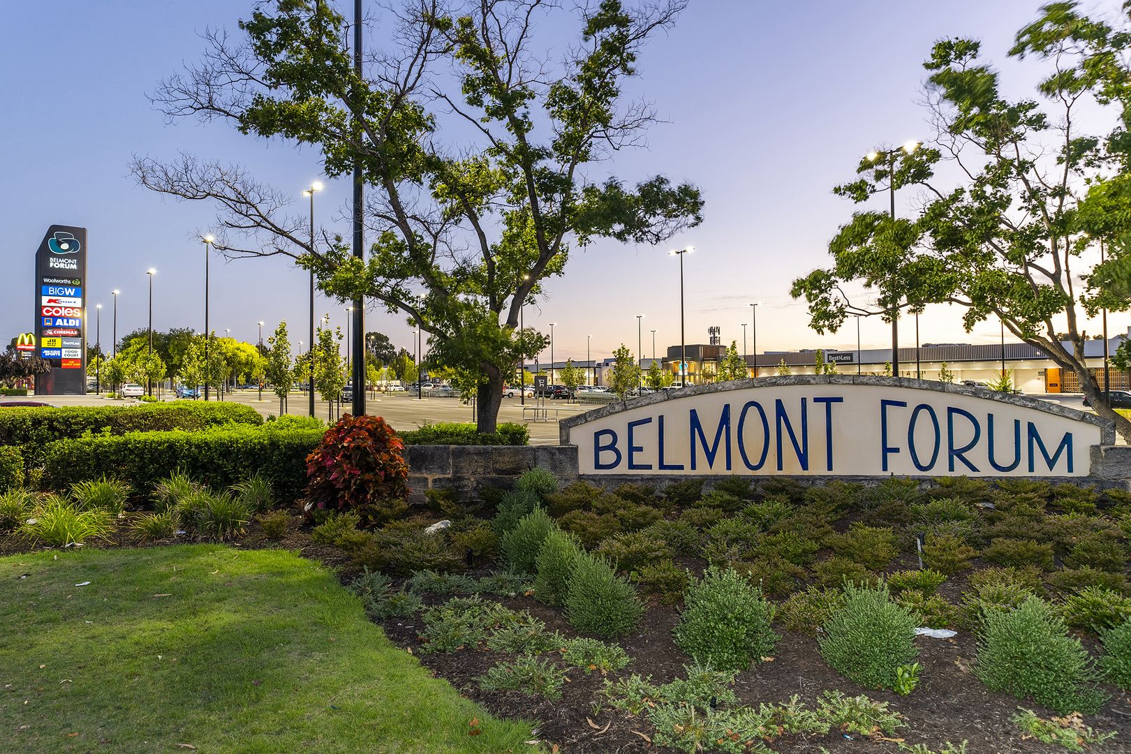 4X2 Spacious Property in Belmont — Home image 10