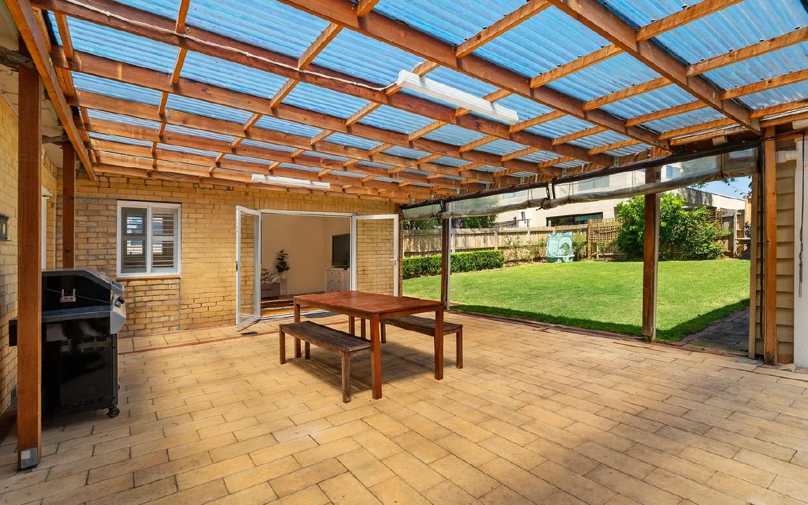 Prime Location SIL Home in Malvern — Home image 3