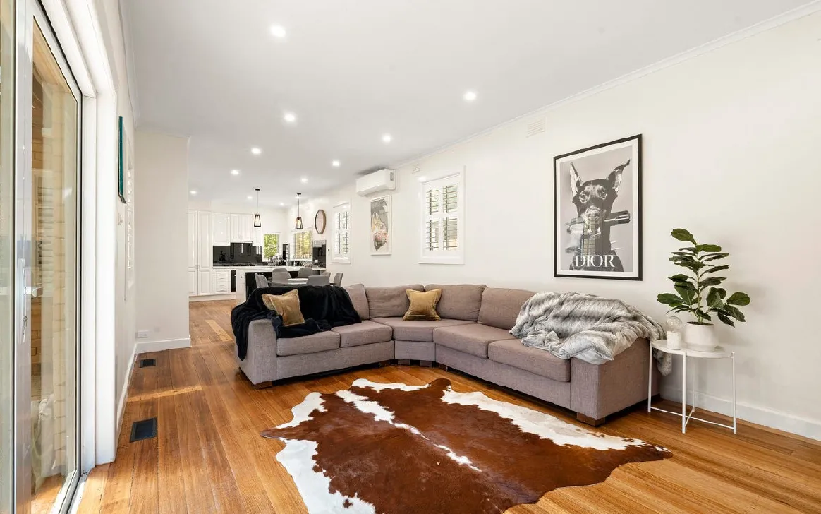 Prime Location SIL Home in Malvern — Home image 7