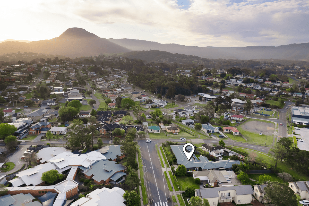 A new purpose-built villa just walking distance from shops and public transport — Home image 15