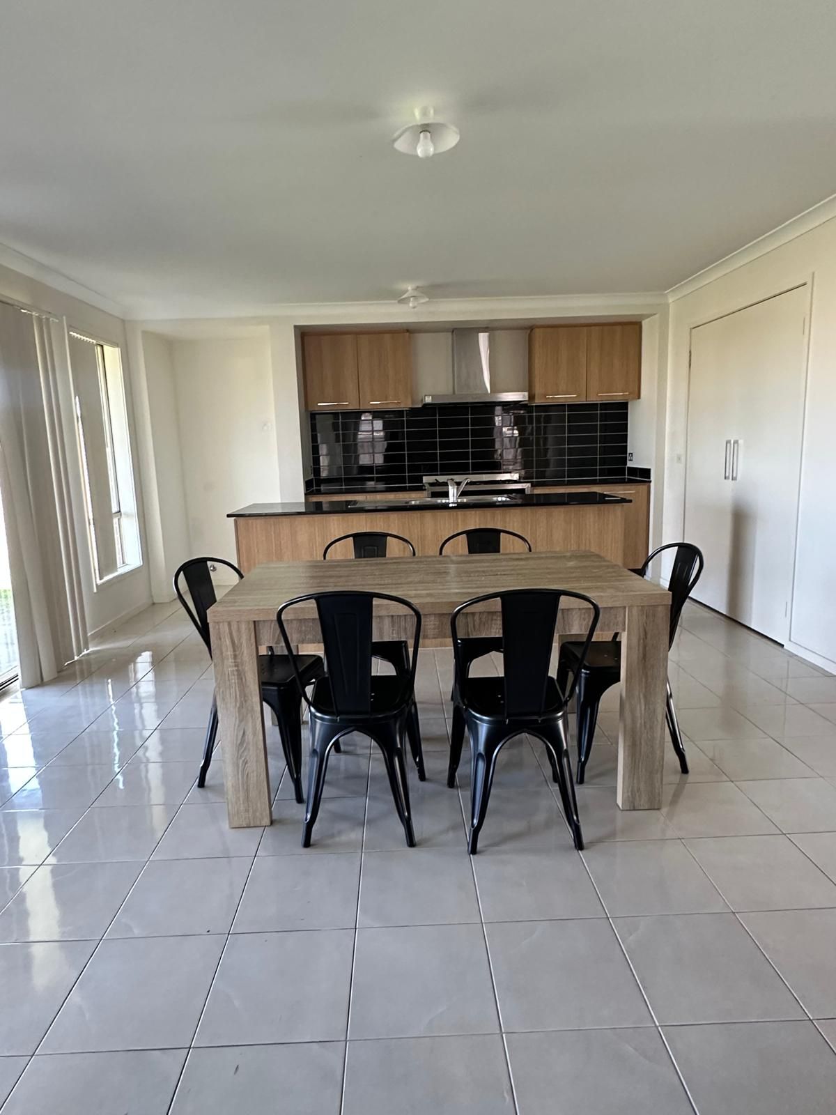 Cranbourne House — Home image 5