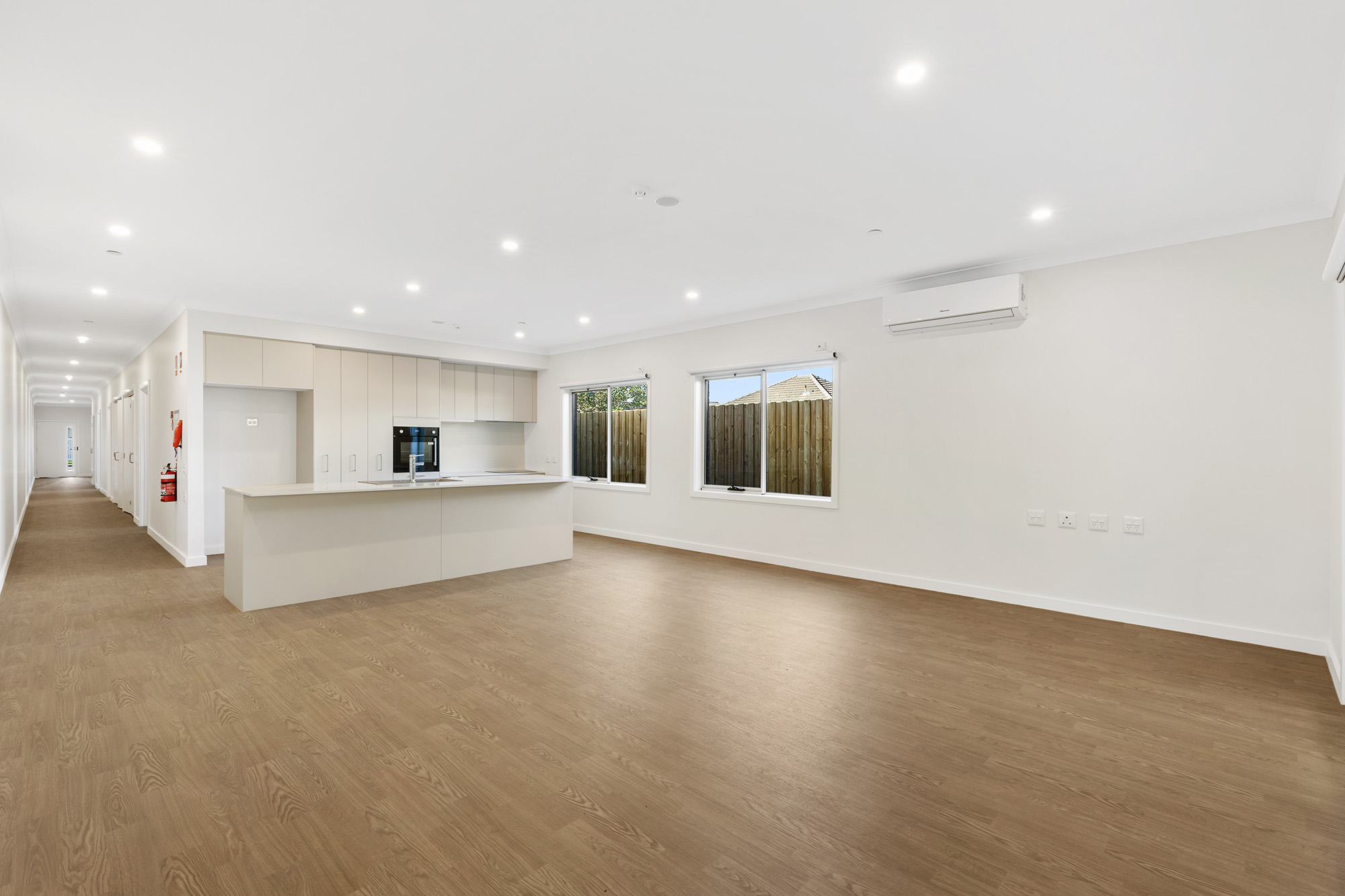 2 Bed/2 Bath High Physical Support House in Bonbeach! — Home image 2
