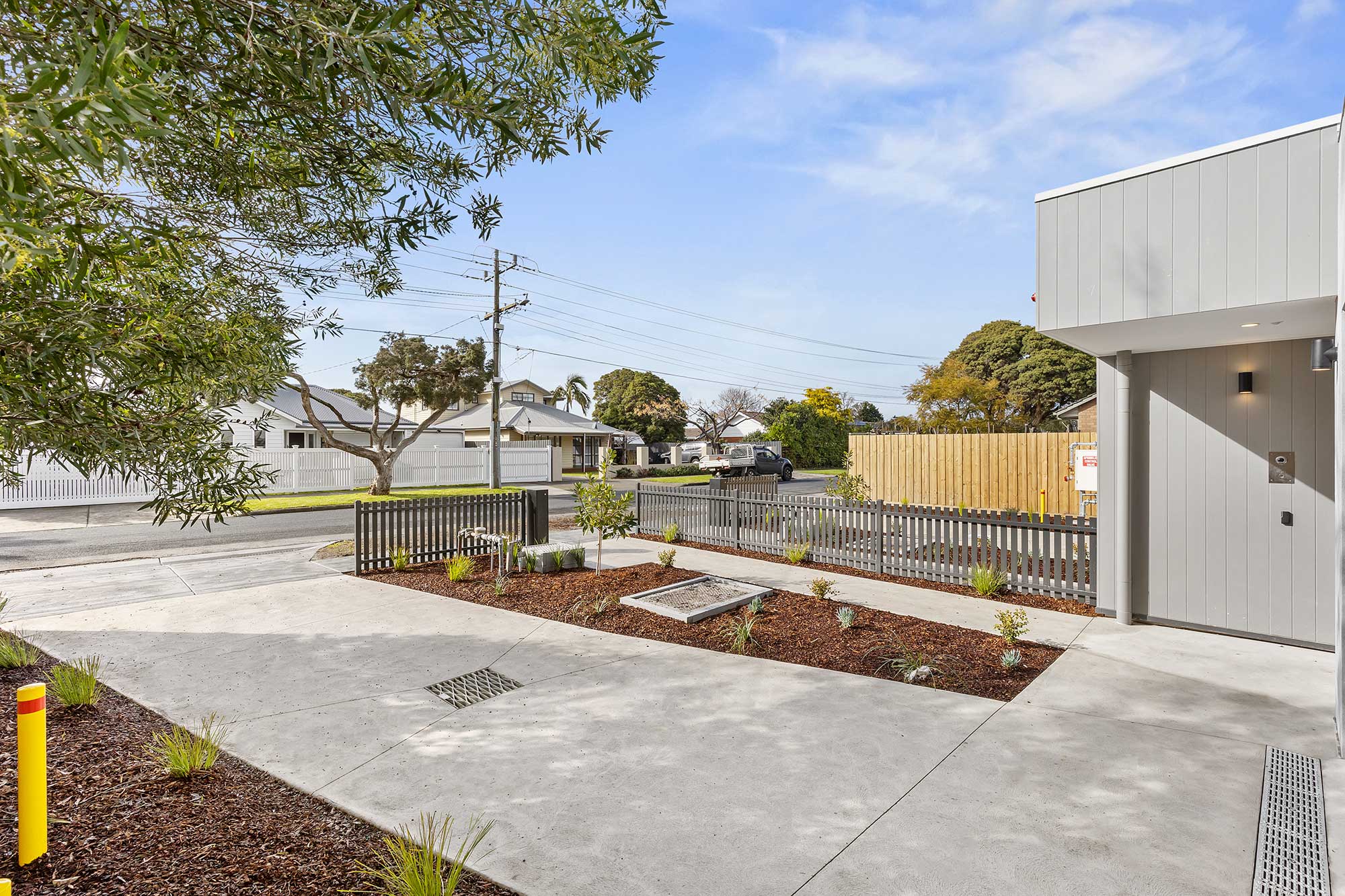 2 Bed/2 Bath High Physical Support House in Bonbeach! — Home image 8