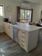 Architecturally designed – Beautiful newly built home (Loxton -Gumview) — Home image 9