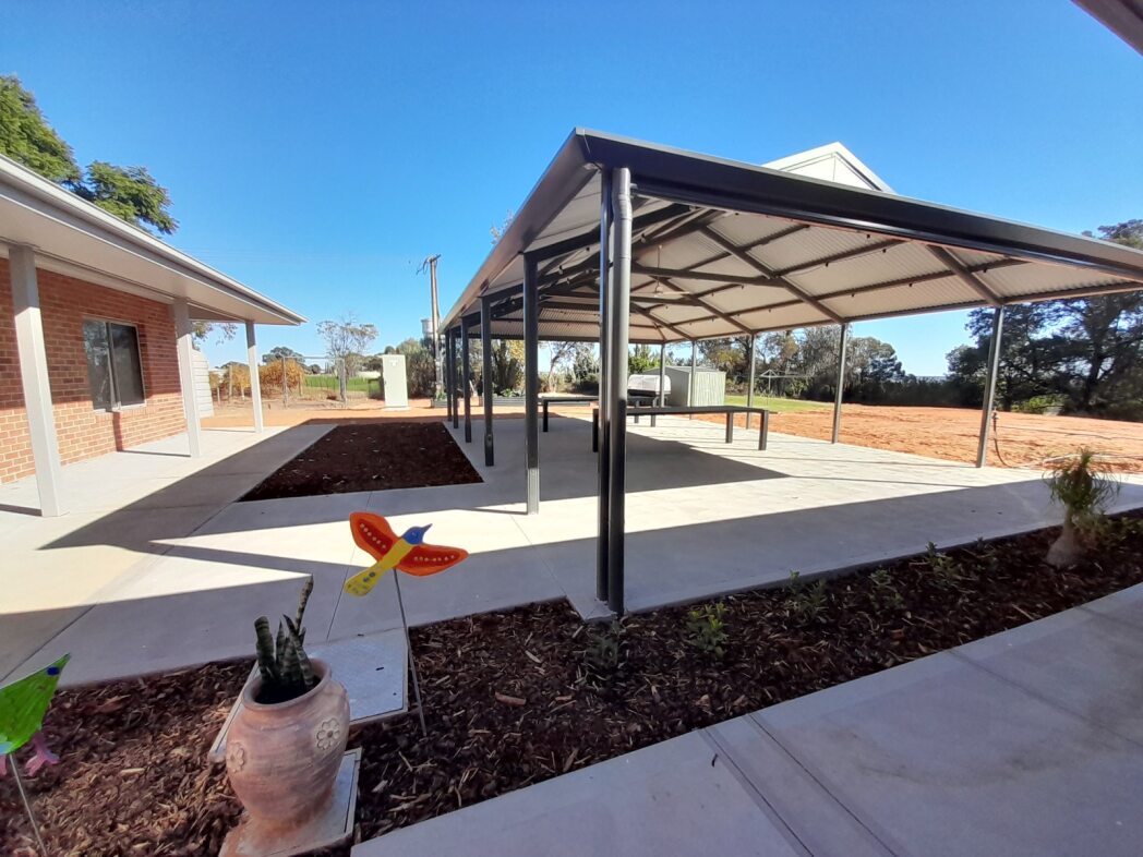 Architecturally designed – Beautiful newly built home (Loxton -Gumview) — Home image 11