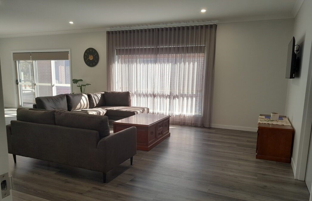 Architecturally designed – Beautiful newly built home (Loxton -Gumview) — Home image 12