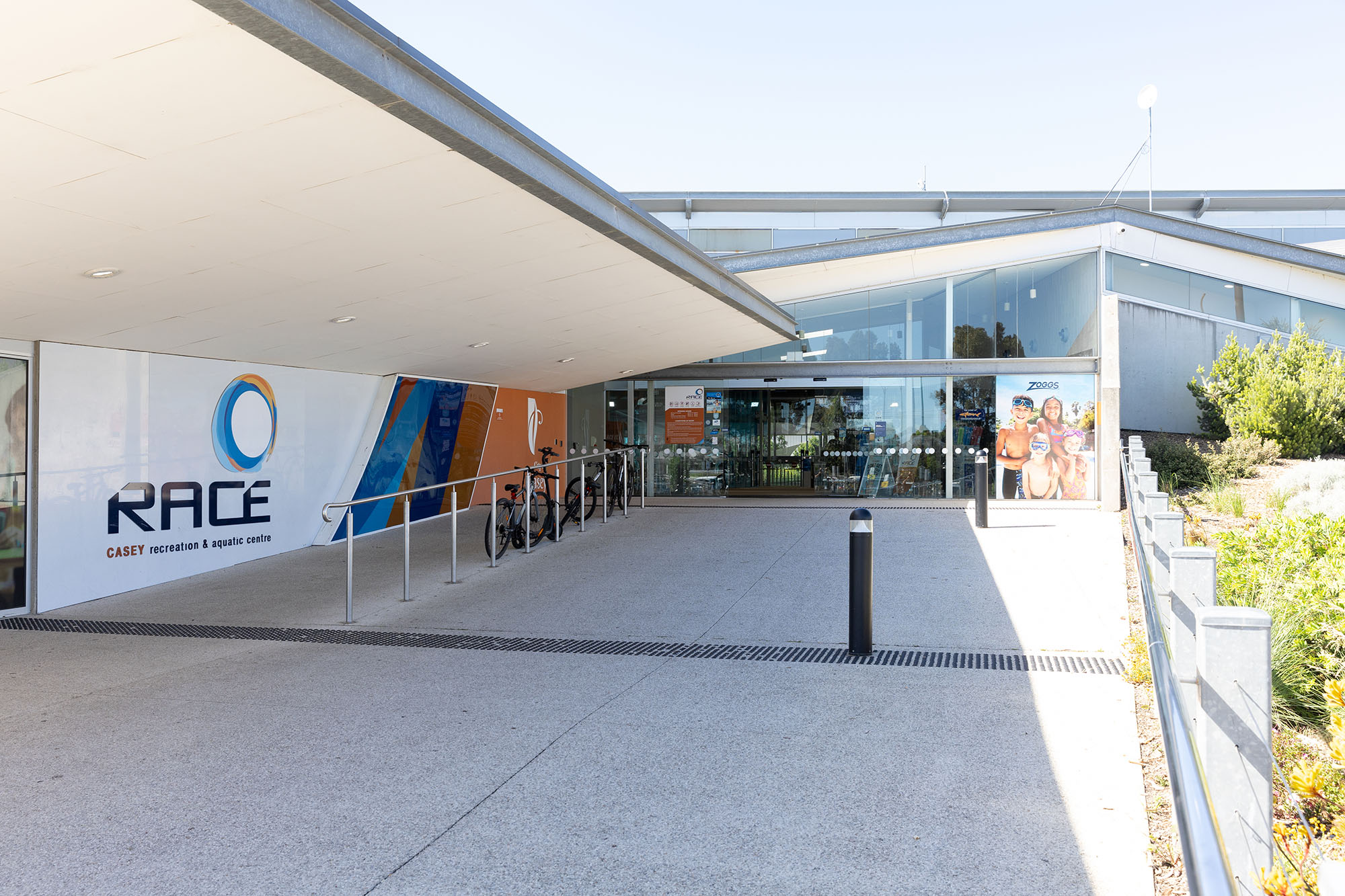 Stunning brand new house in leafy Cranbourne — Home image 10