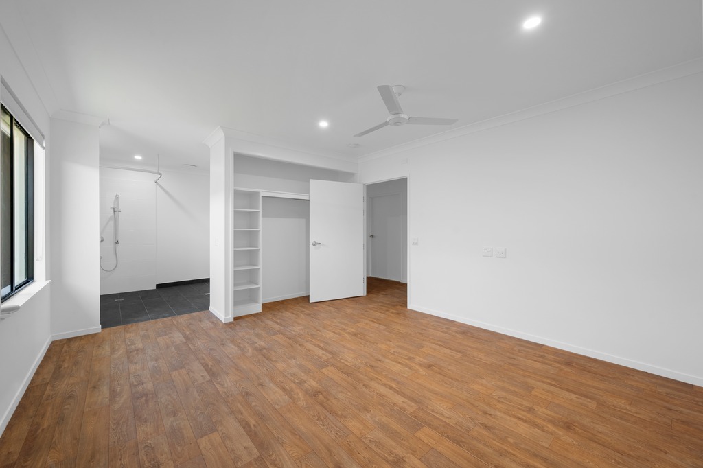 2 SDA + Media room + OOA, in Mount Louisa — Home image 7