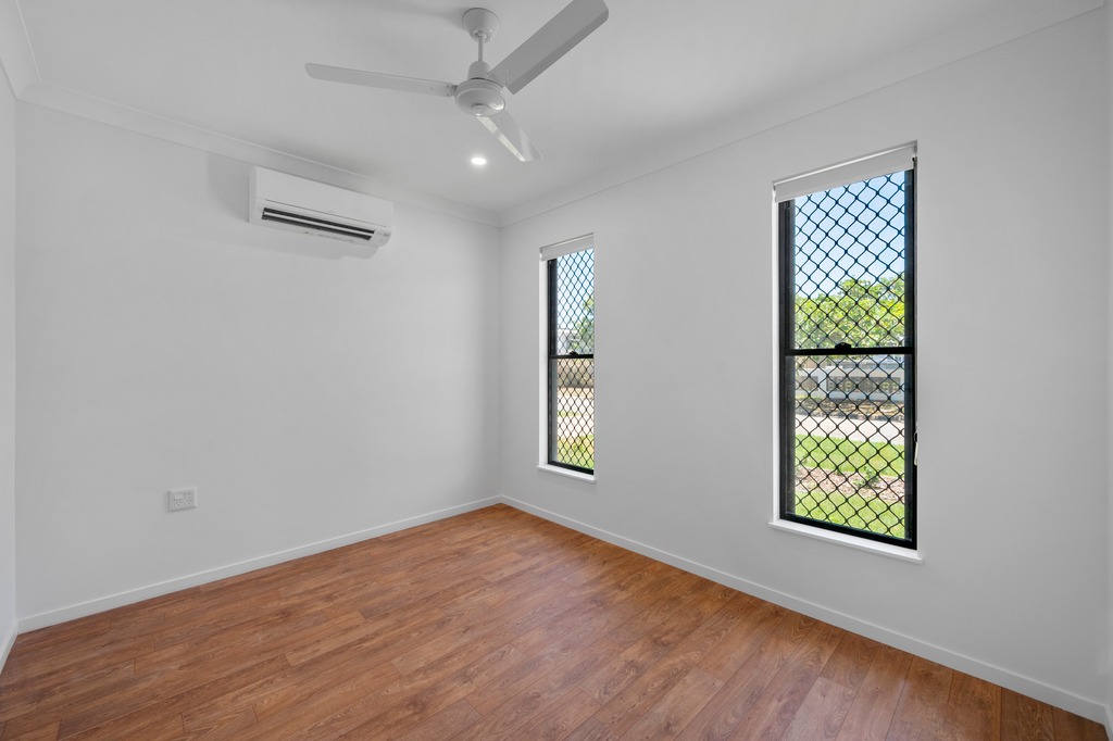 2 SDA + Media room + OOA, in Mount Louisa — Home image 9