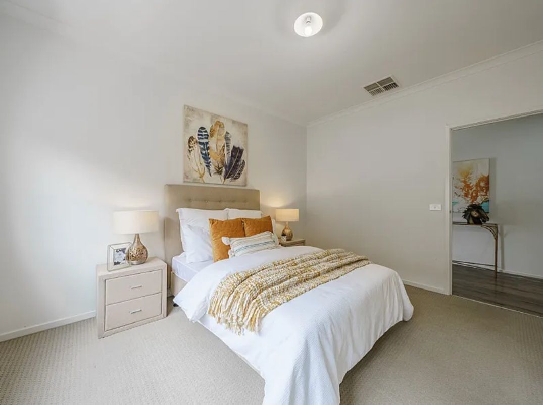 Cranbourne East — Home image 12