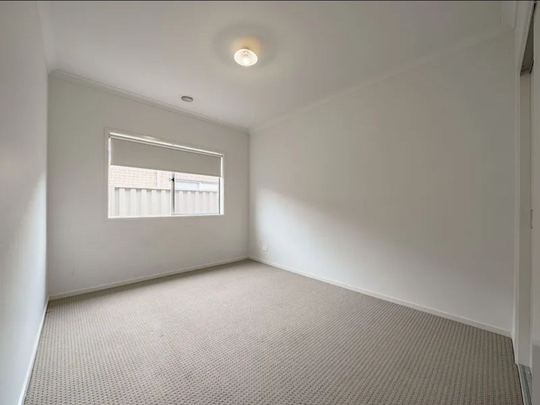 Cranbourne East — Home image 14