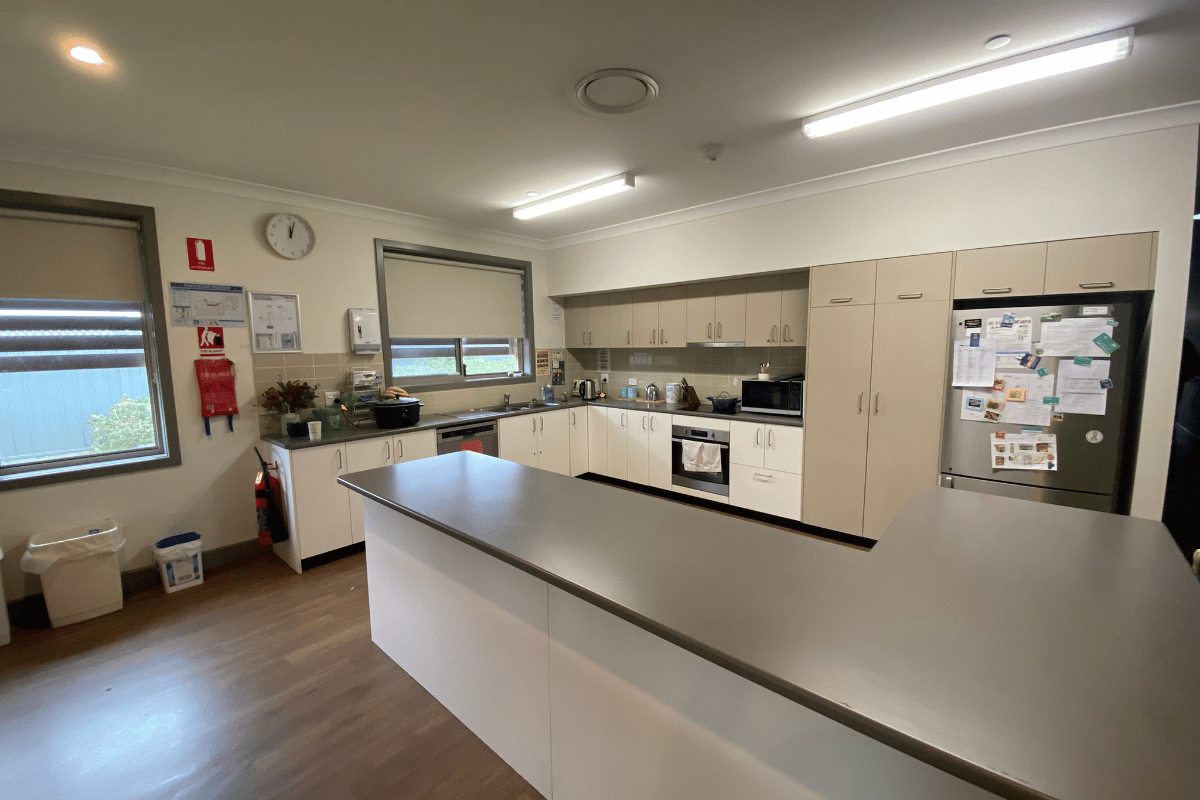 Discover this sunny, spacious home boasting countryside living in Goulburn — Home image 2