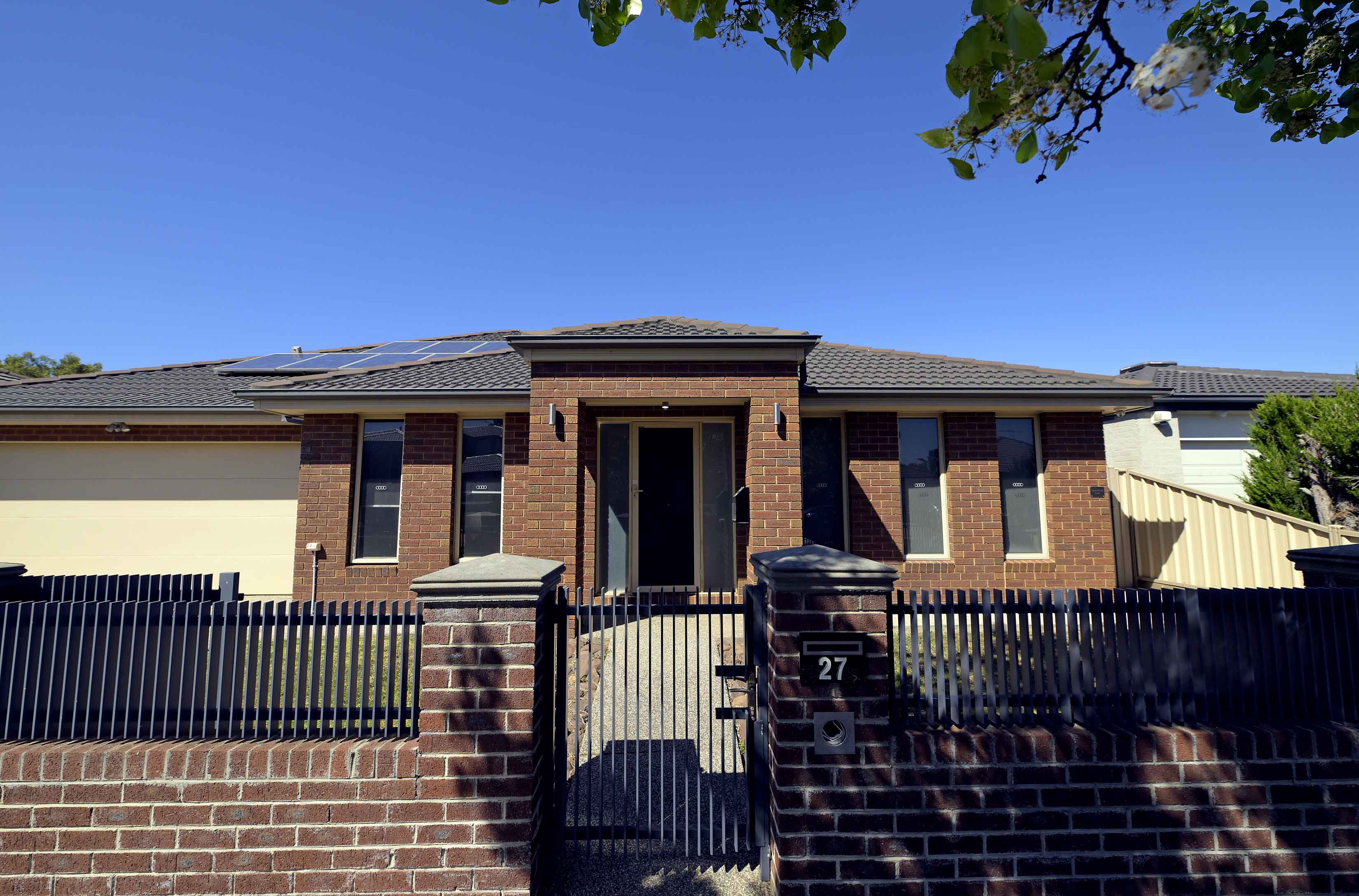 Stunning & Spacious- Cinema room included!! — Home image 22