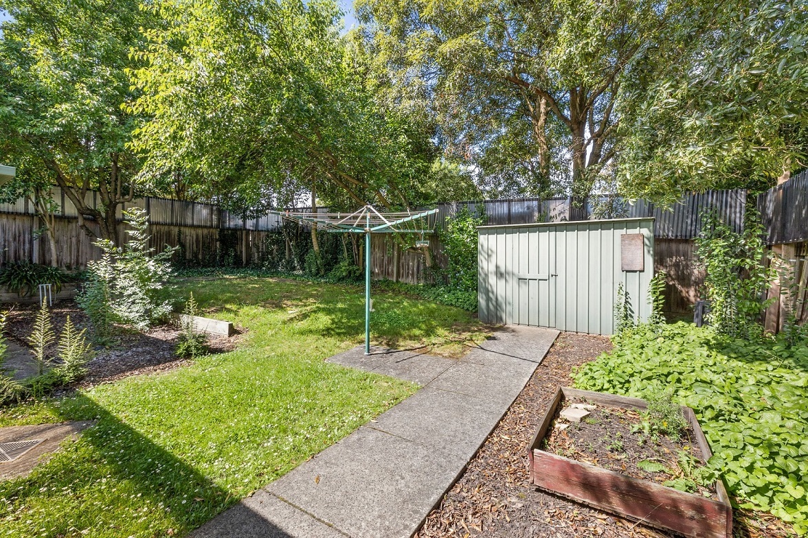 Vibrant home in convenient location — Home image 9