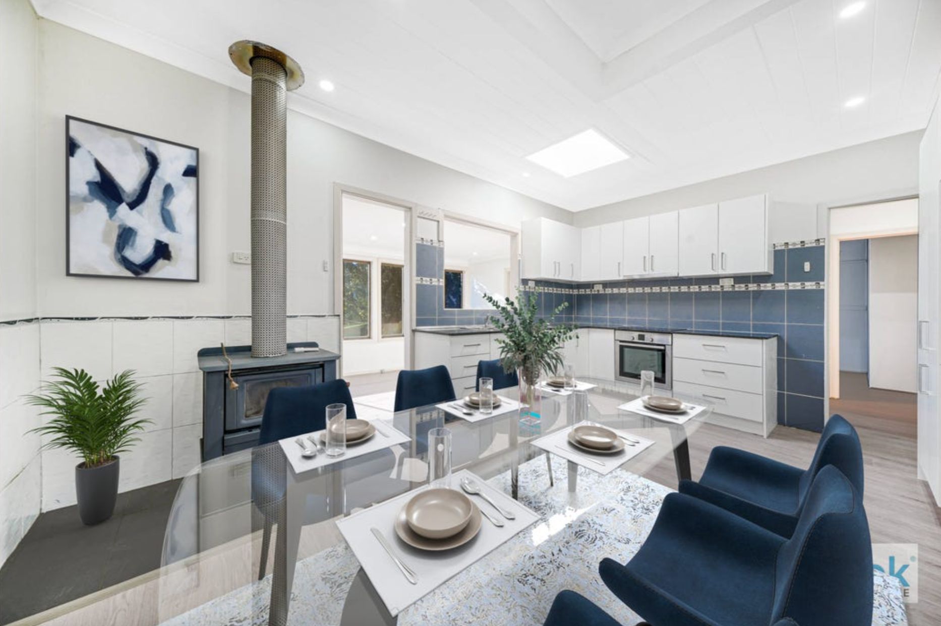 Newly Renovated 4 Bedroom Home with Granny Flat - Liverpool — Home image 4