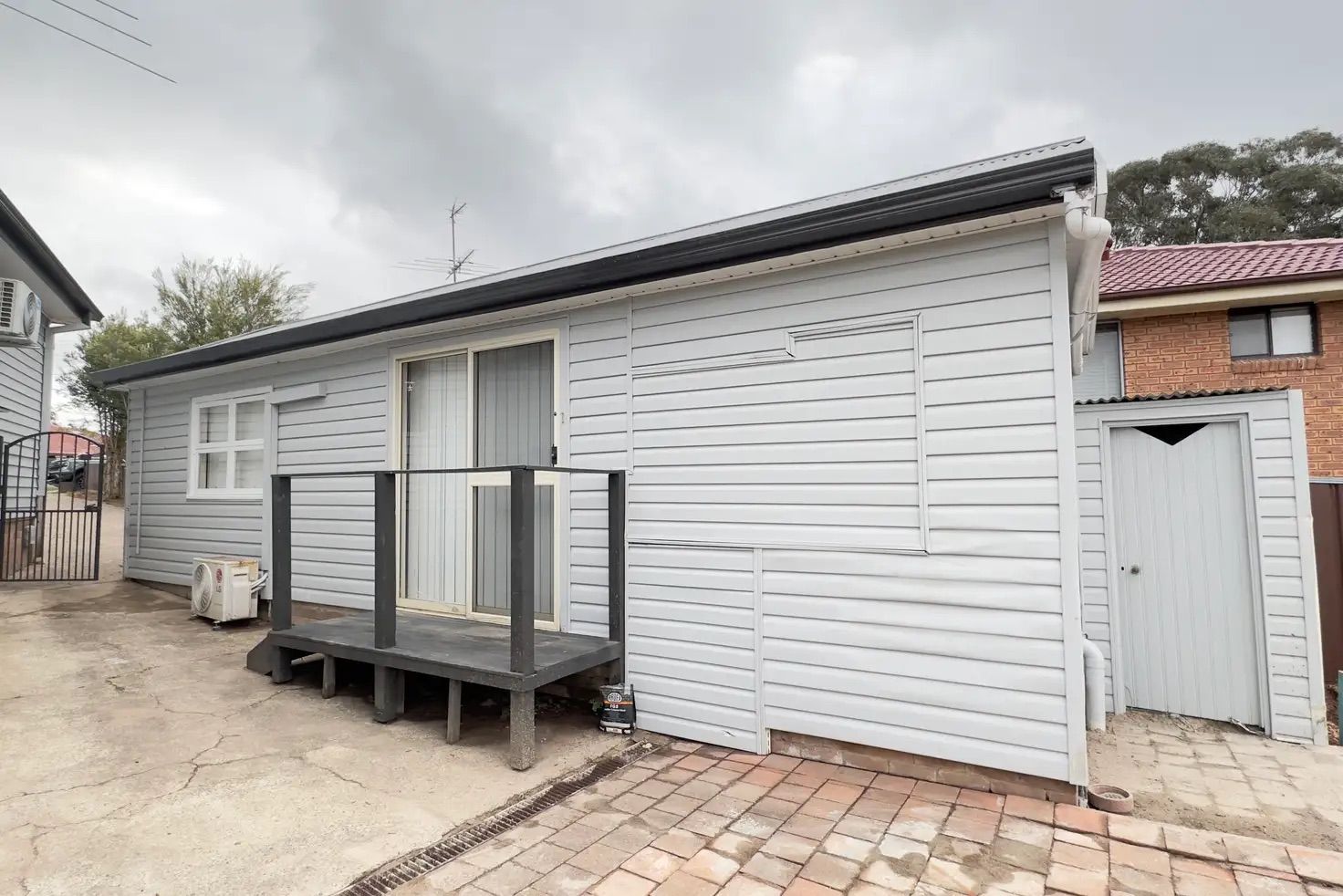 Newly Renovated 4 Bedroom Home with Granny Flat - Liverpool — Home image 18